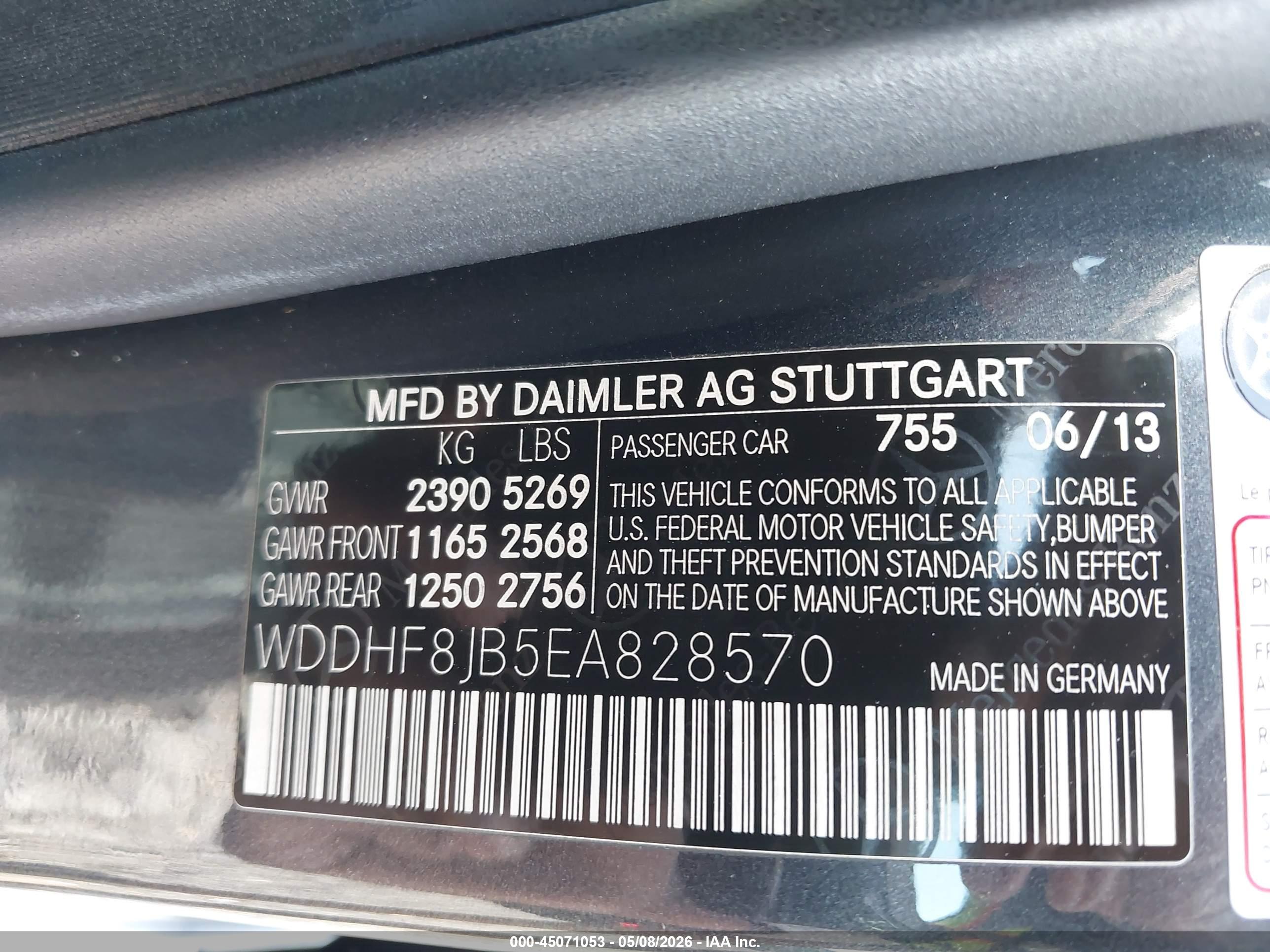 MERCEDES-BENZ E image 9