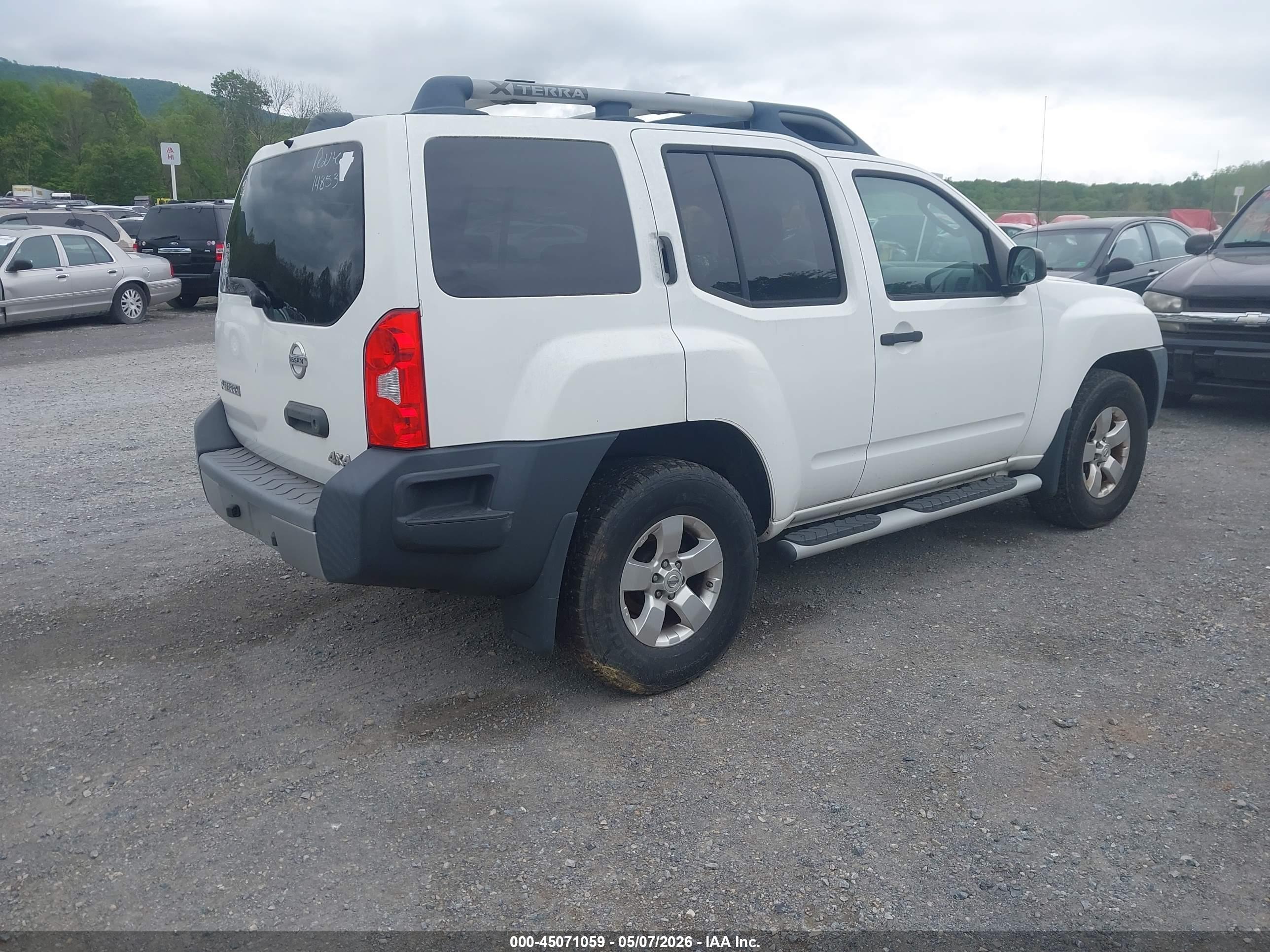 NISSAN XTERRA image 4