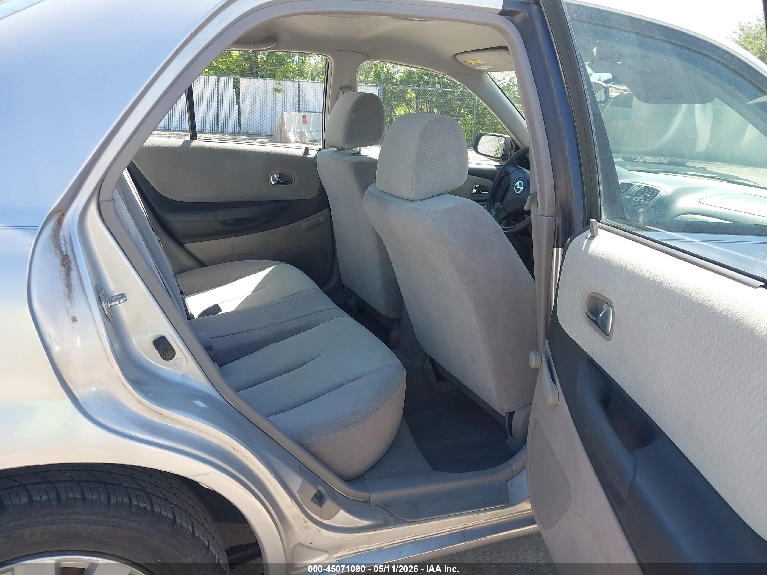 MAZDA PROTEGE image 8