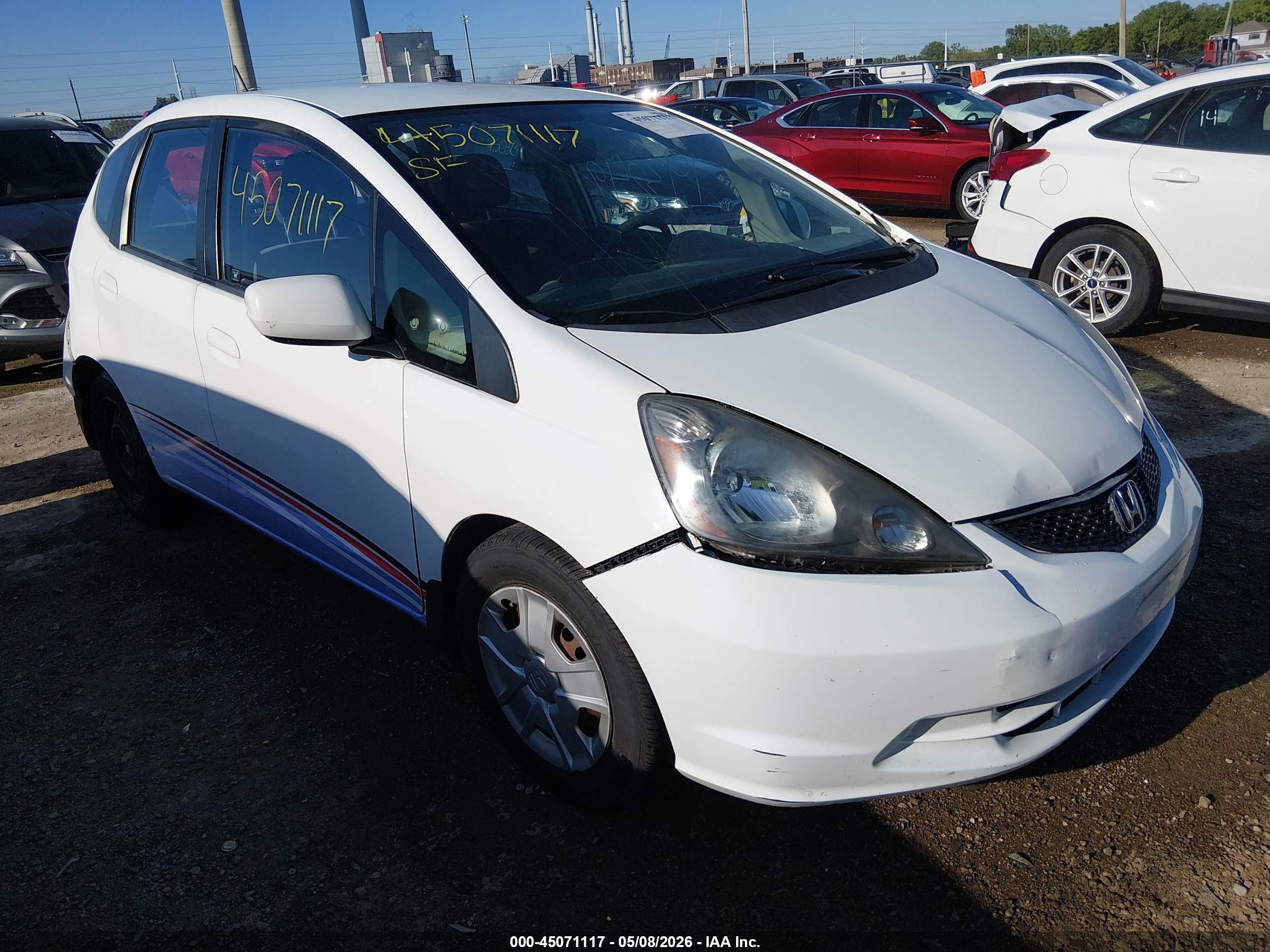 HONDA FIT image 6