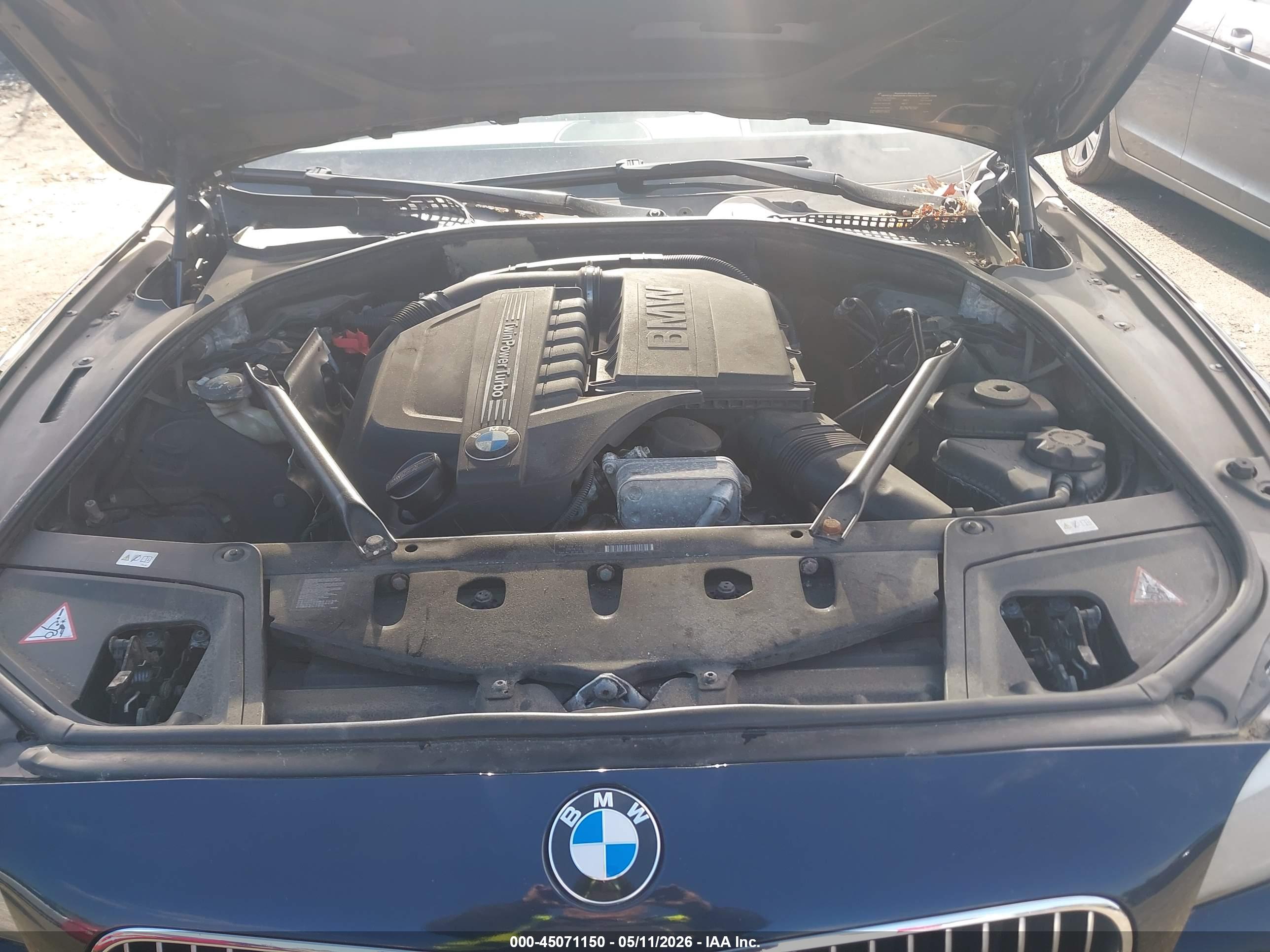 BMW 535I image 10