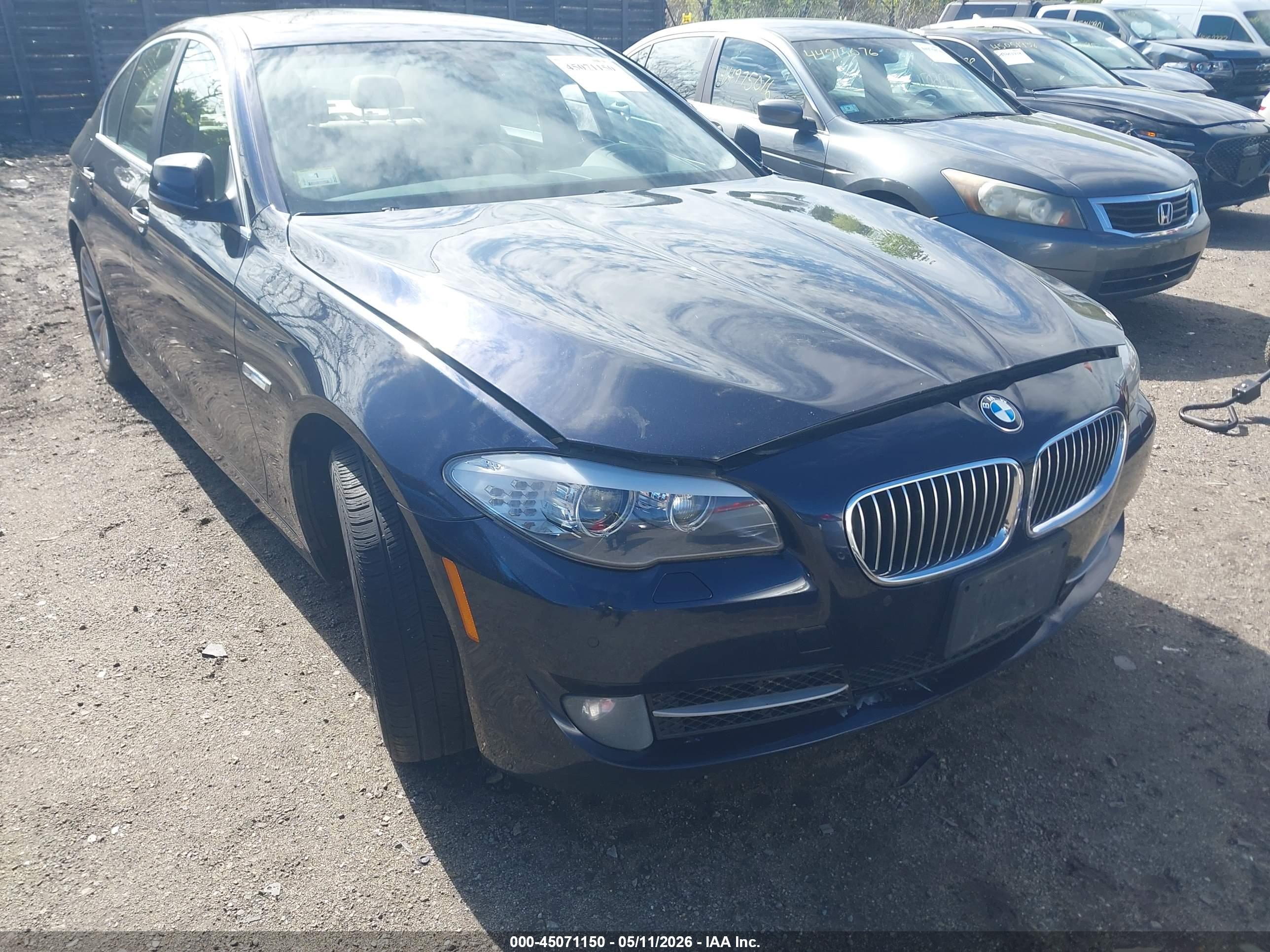 BMW 535I image 6