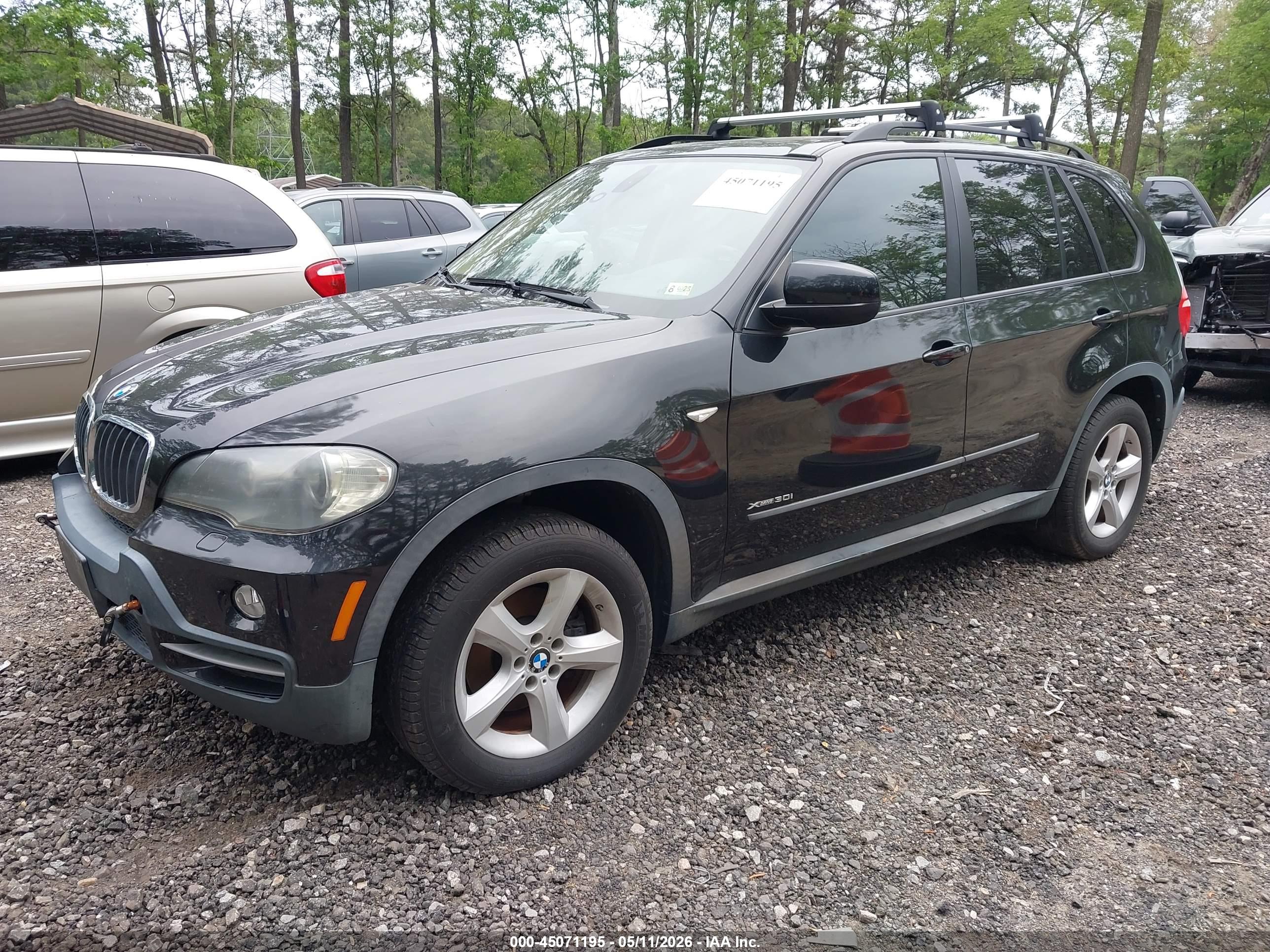 BMW X5 image 2