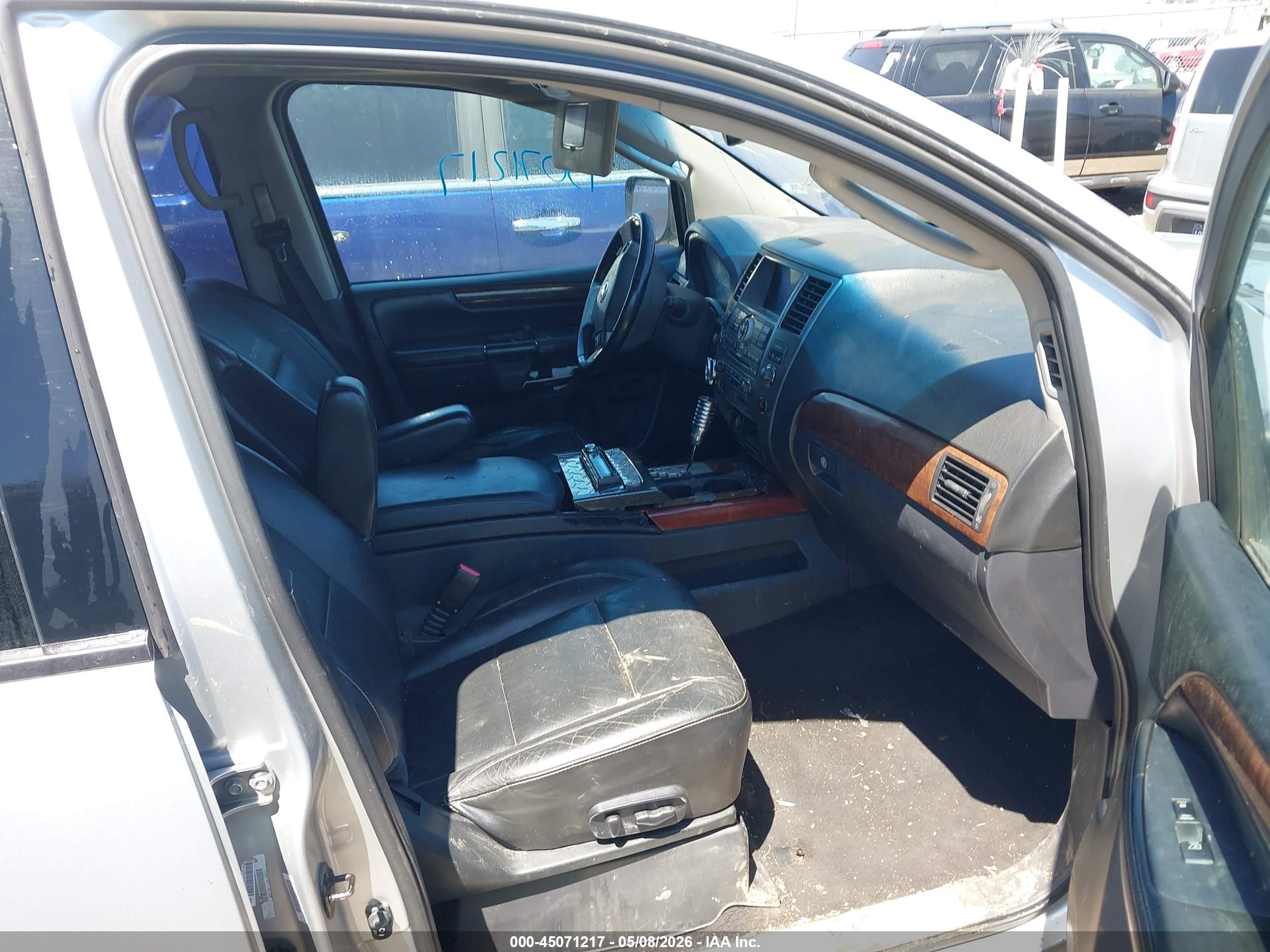 NISSAN ARMADA image 5