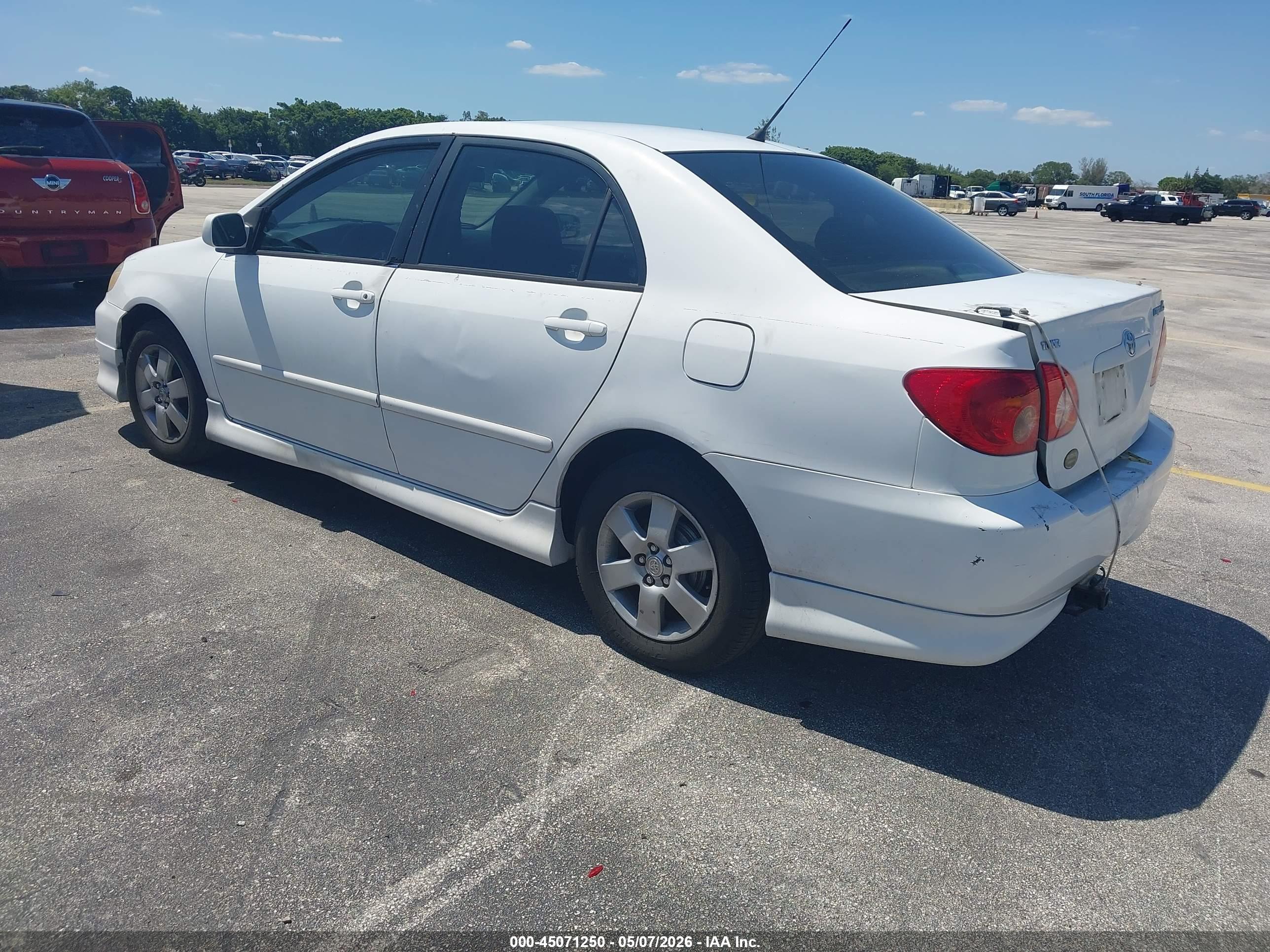 TOYOTA COROLLA image 3