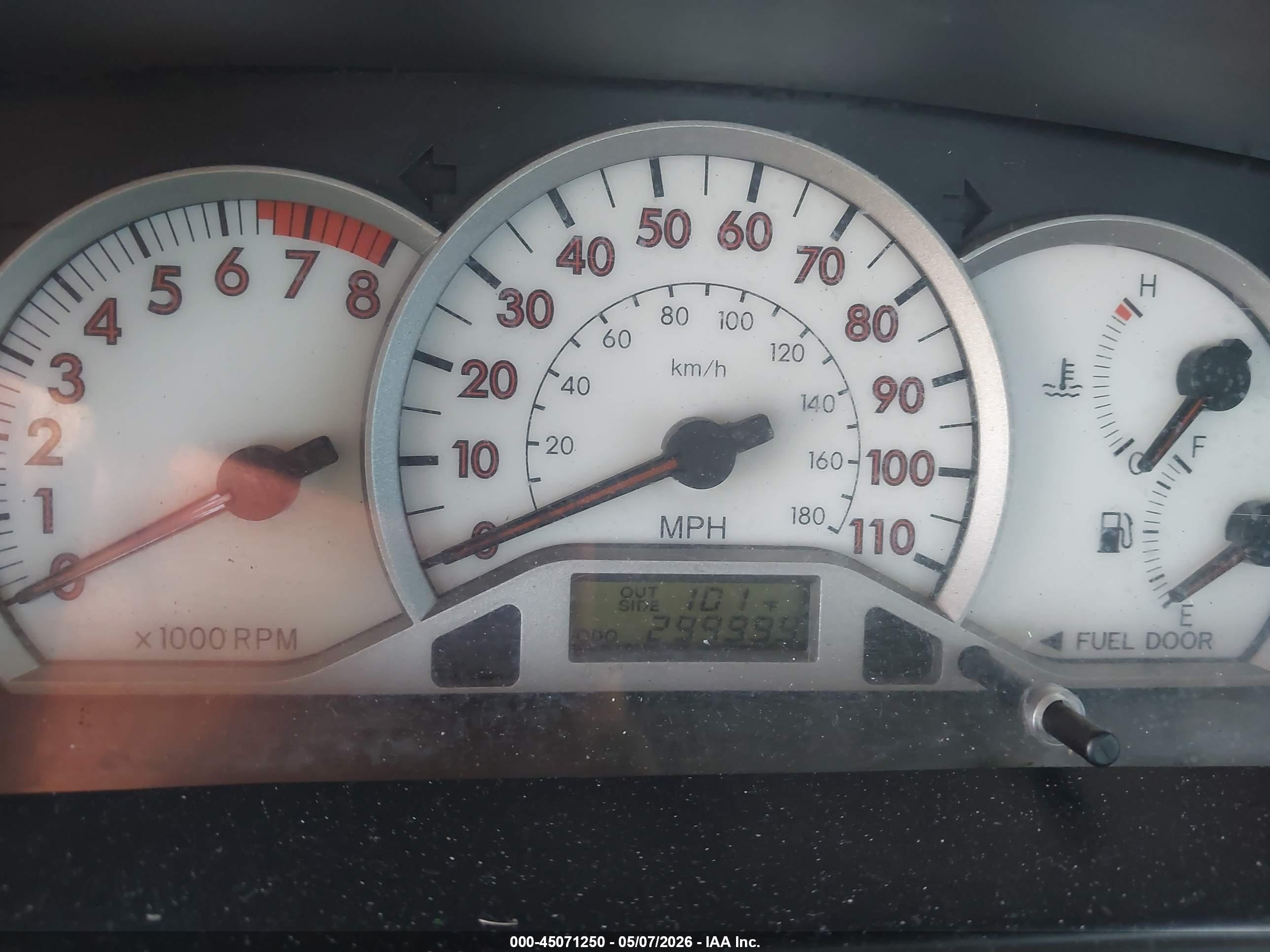 TOYOTA COROLLA image 7