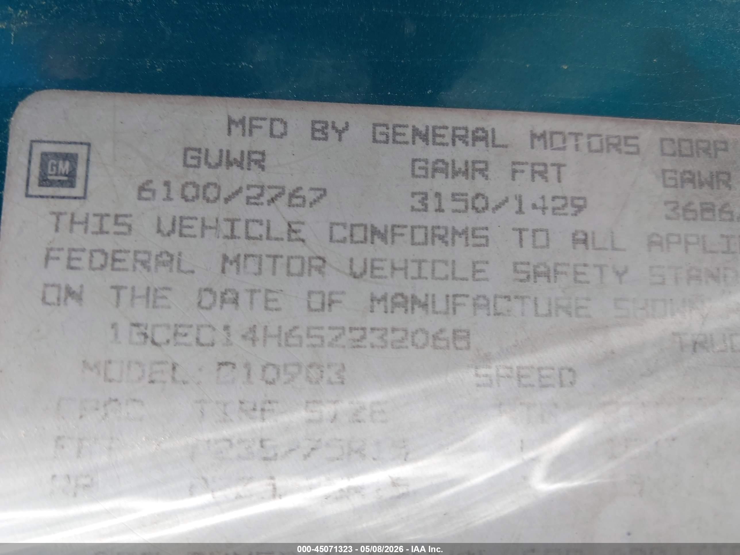 CHEVROLET GMT-400 image 9