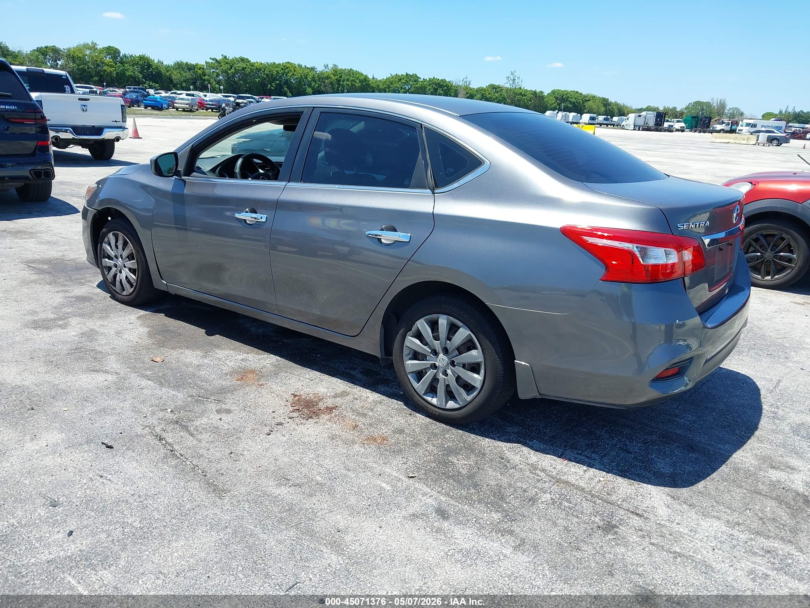 NISSAN SENTRA image 3