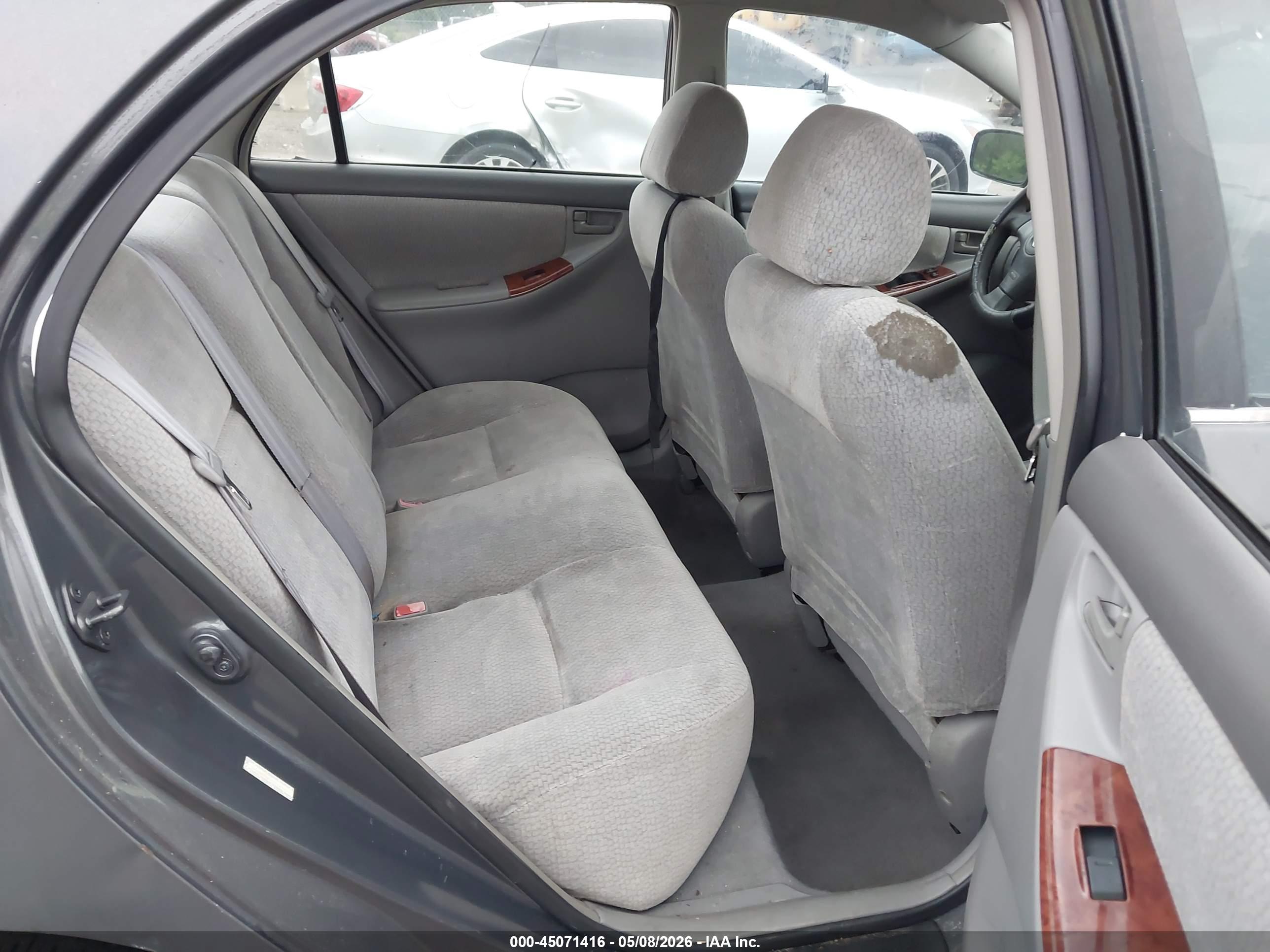 TOYOTA COROLLA image 8