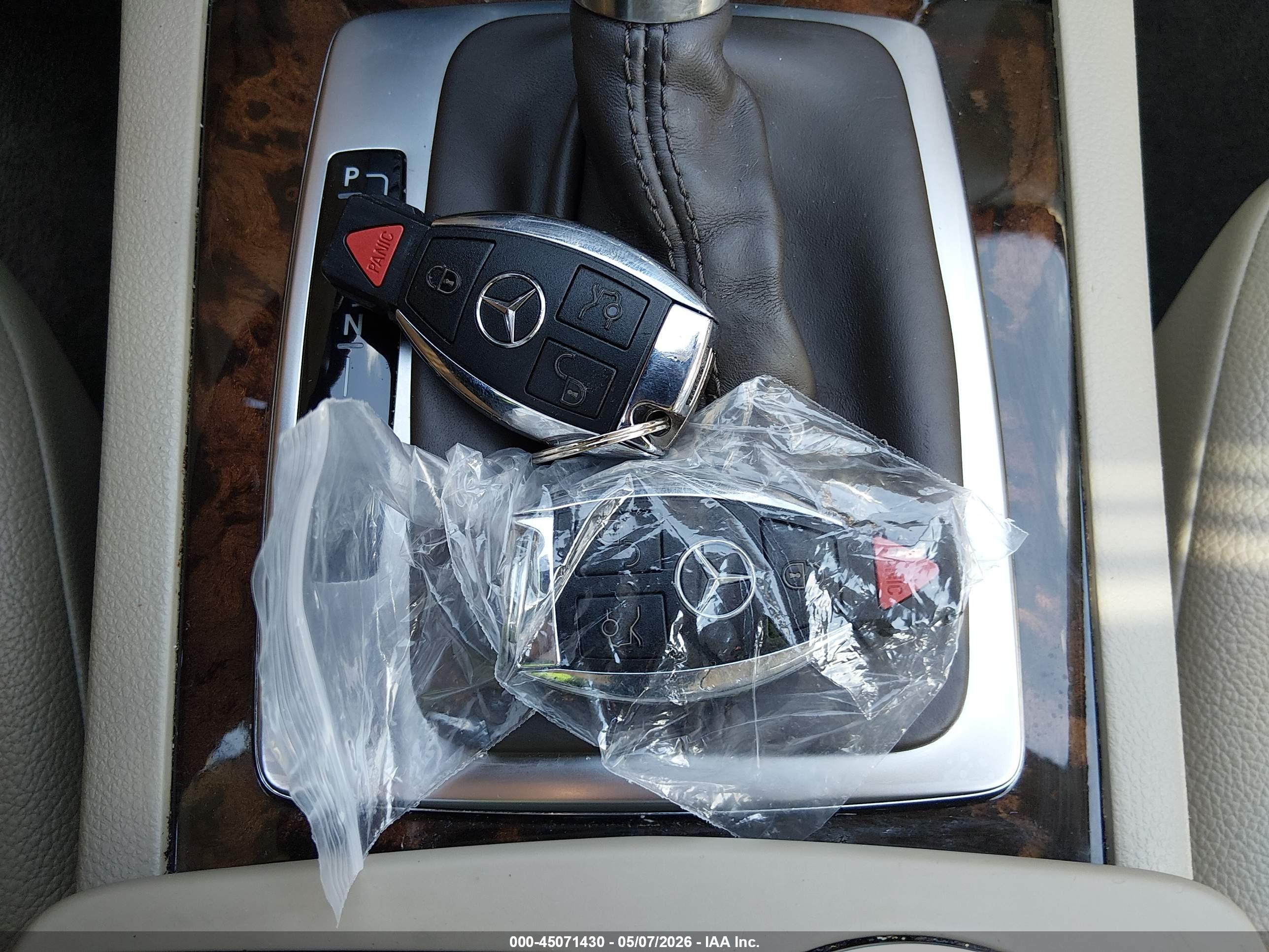 MERCEDES-BENZ C image 11