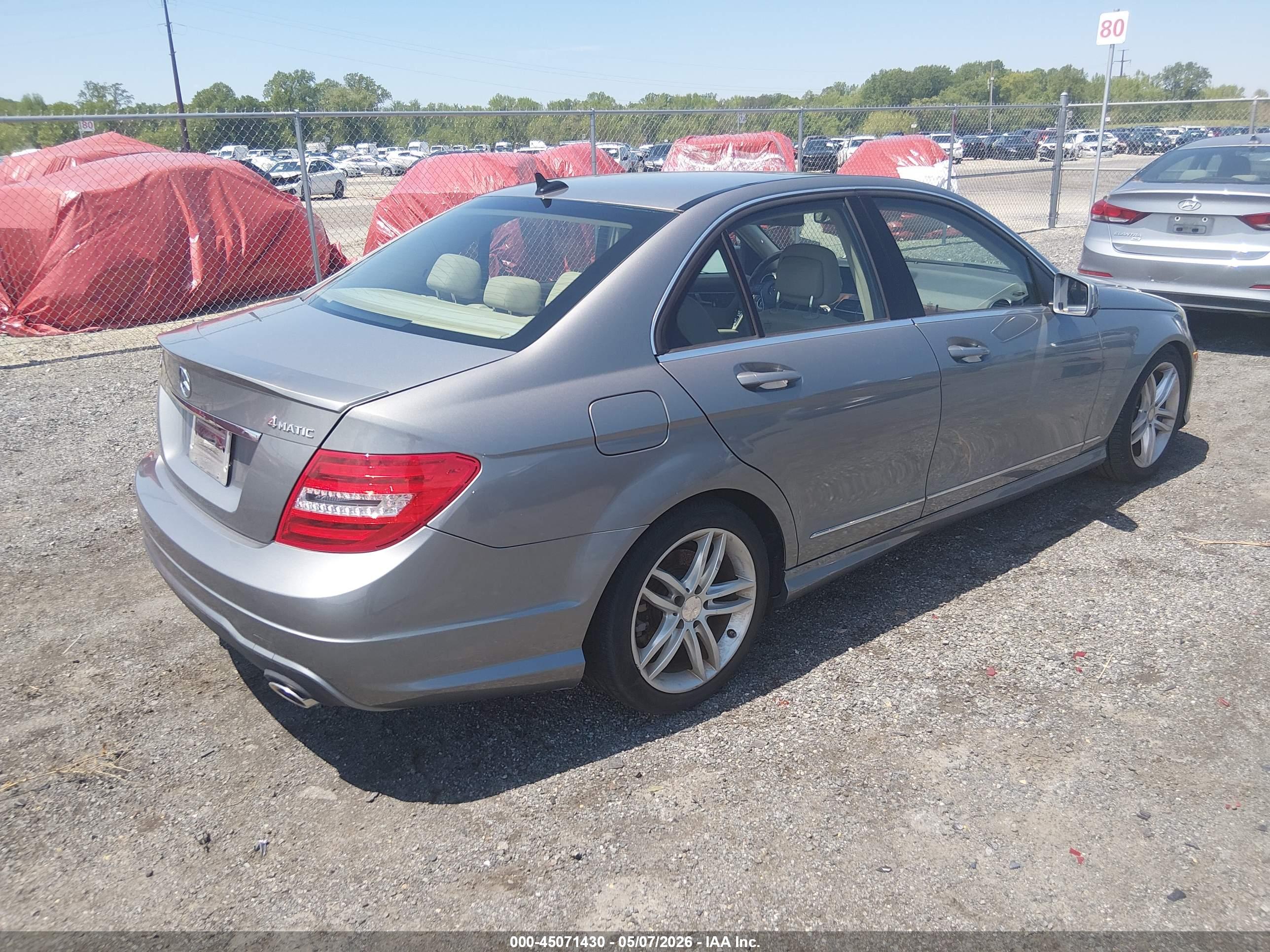 MERCEDES-BENZ C image 4