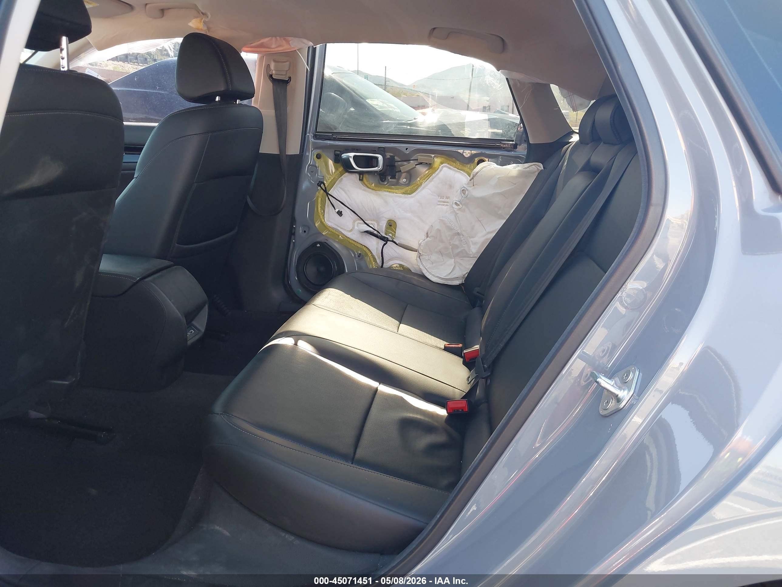 HONDA CIVIC image 8