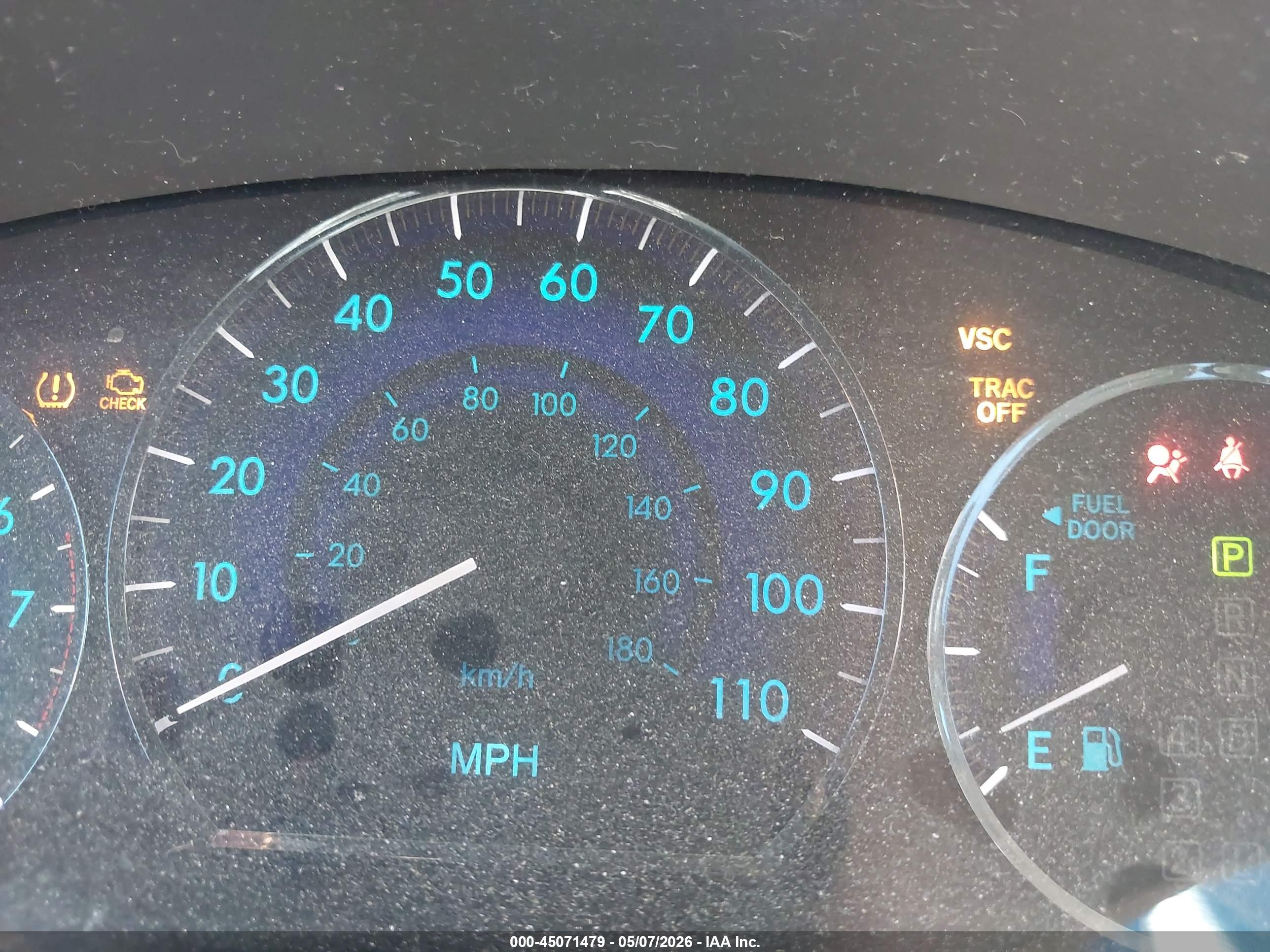TOYOTA SIENNA image 7