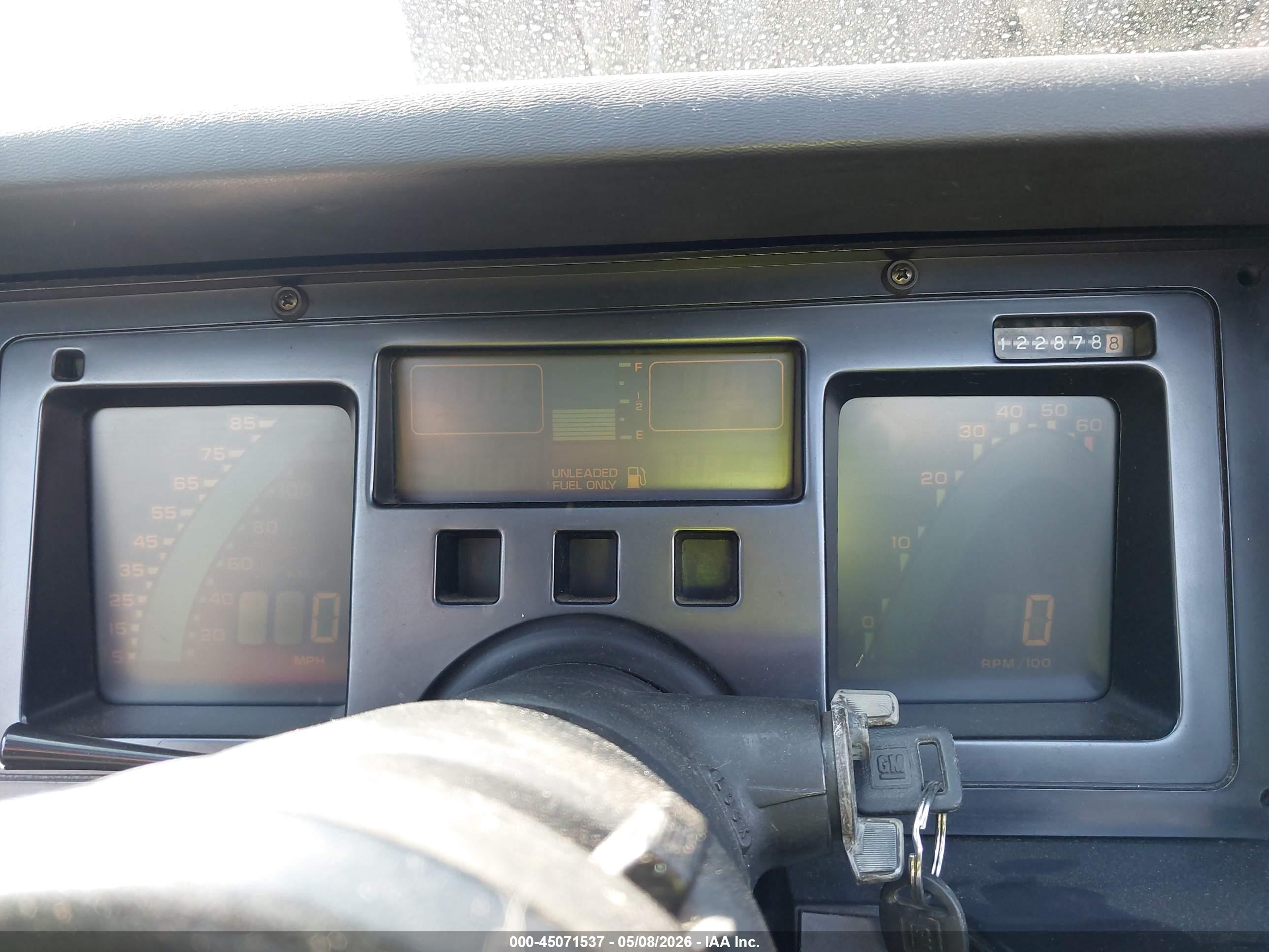 CHEVROLET CORVETTE image 7