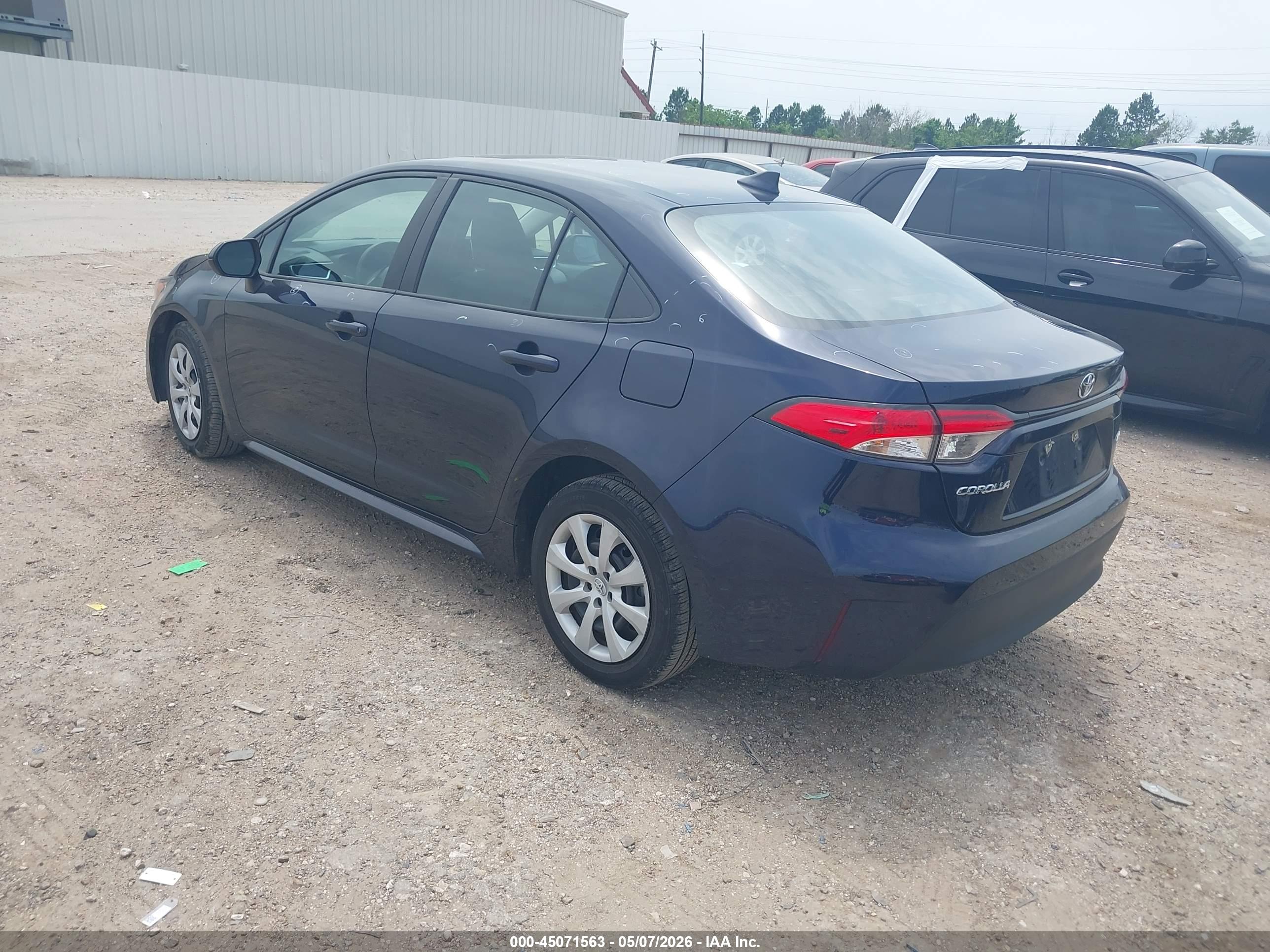 TOYOTA COROLLA image 3