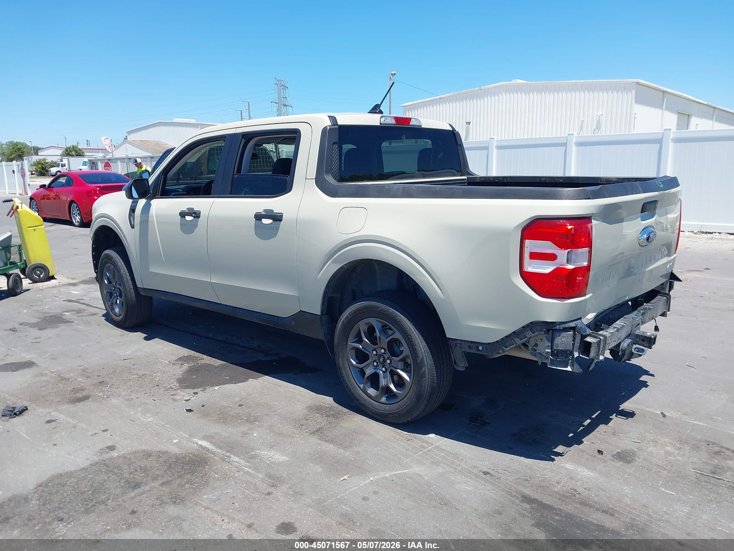FORD MAVERICK image 3