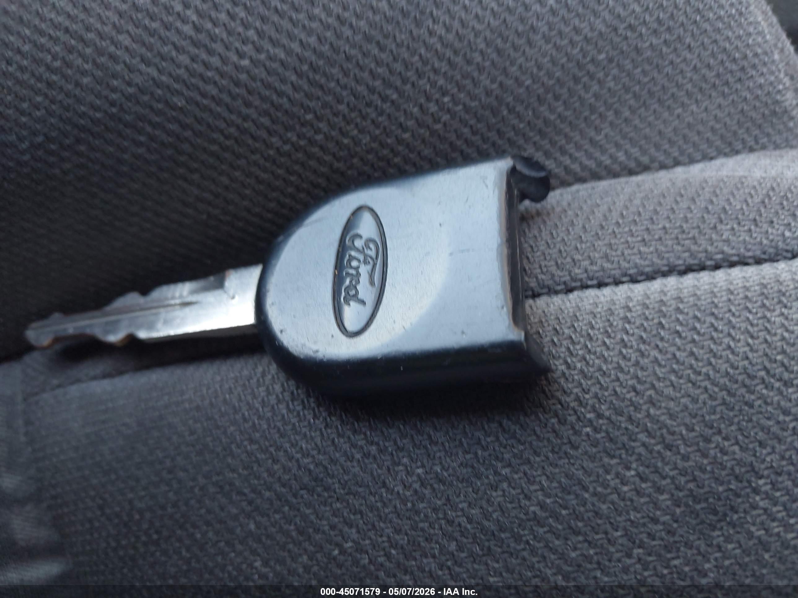 FORD MUSTANG image 11