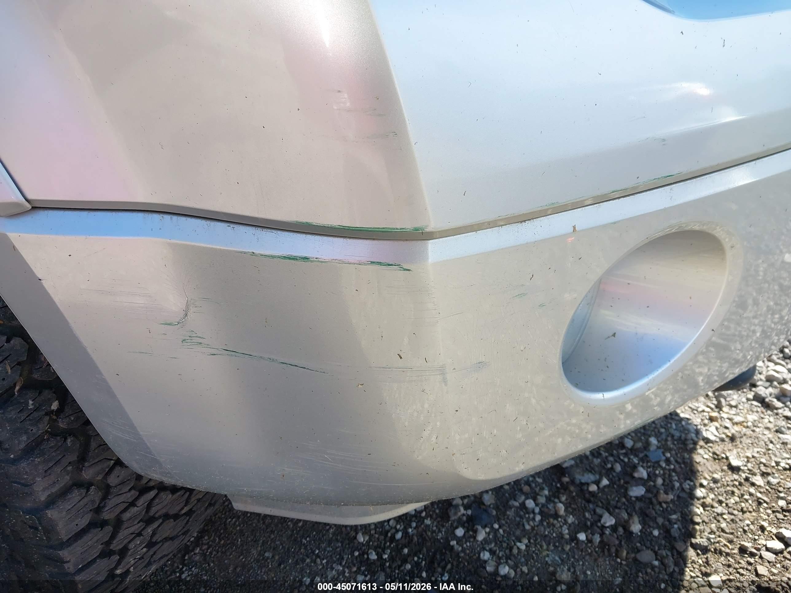 FORD EXPEDITION image 6