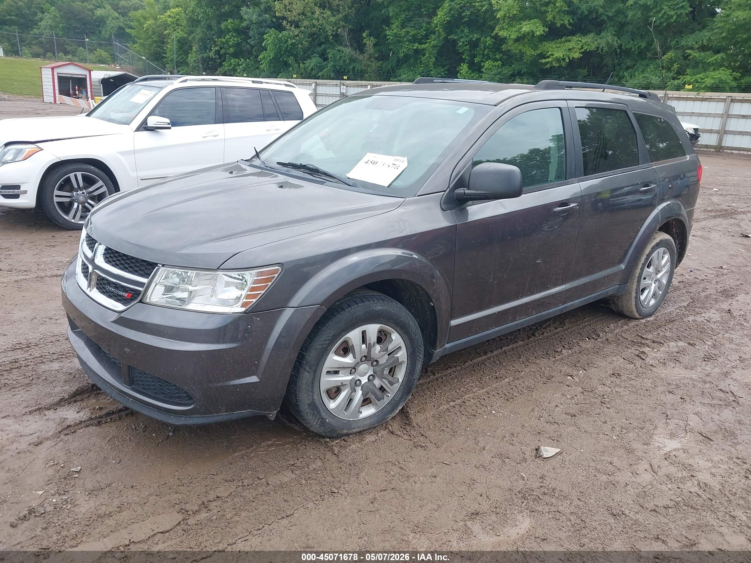 DODGE JOURNEY image 2