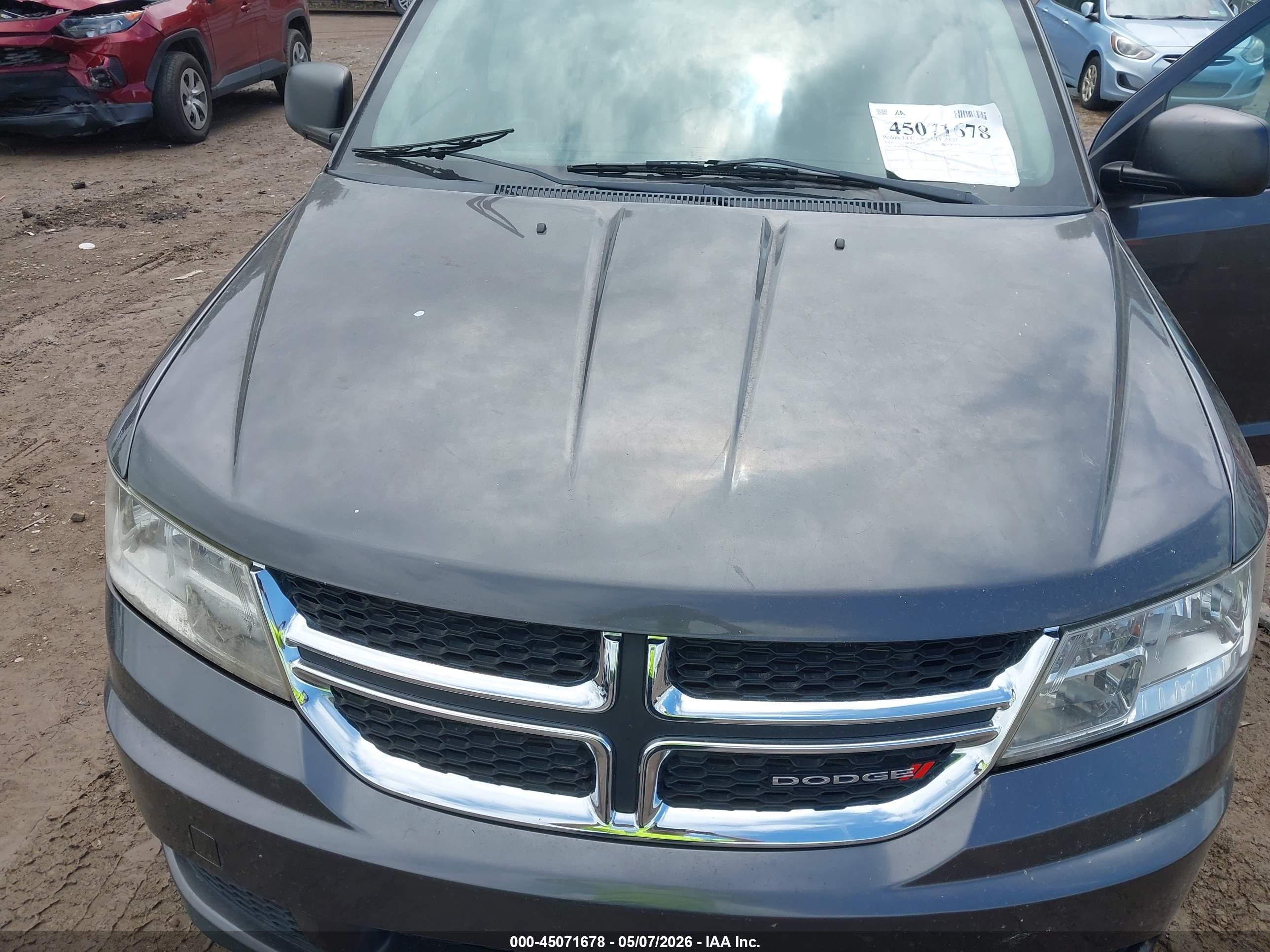 DODGE JOURNEY image 6