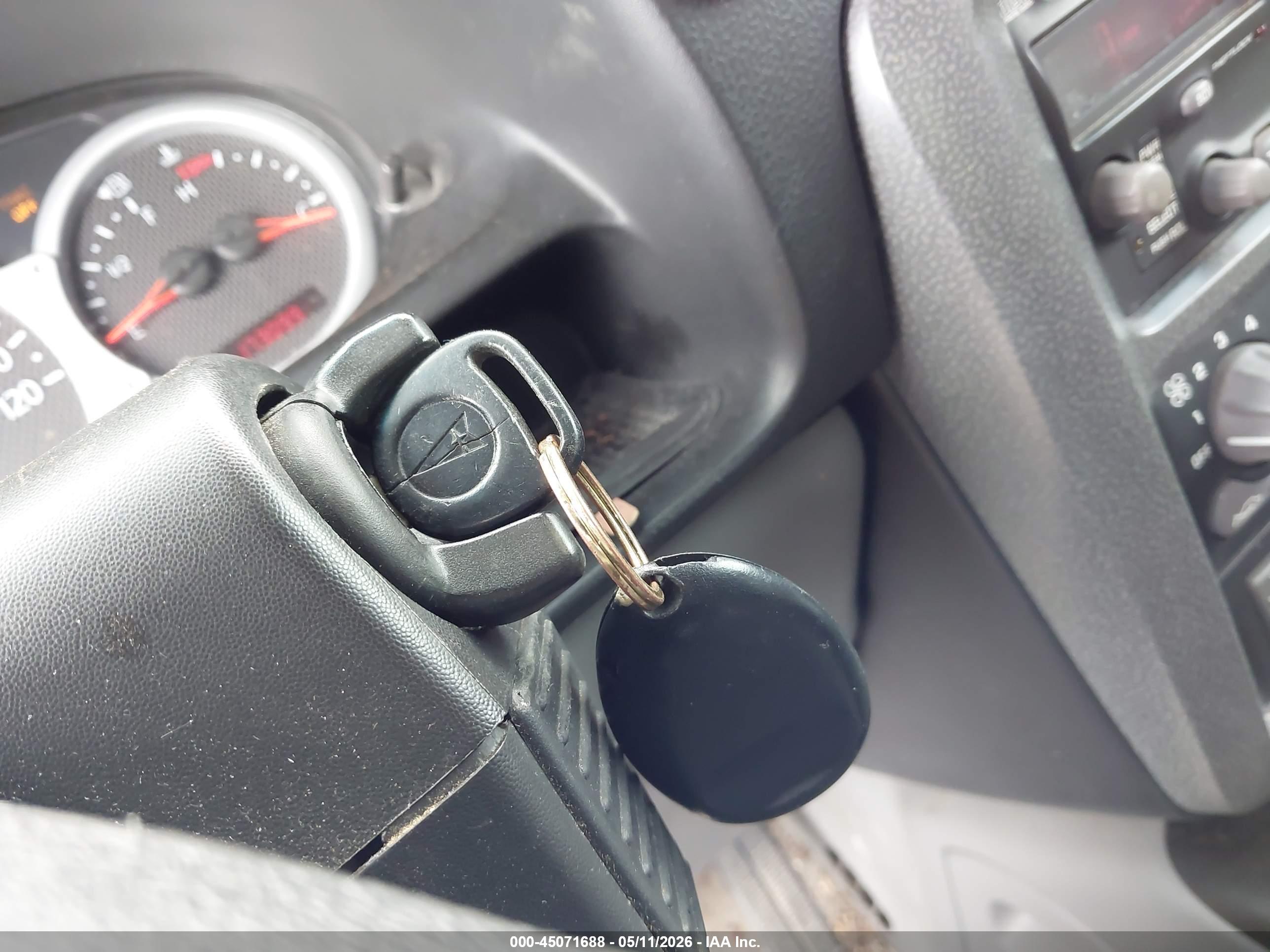 PONTIAC AZTEK image 11