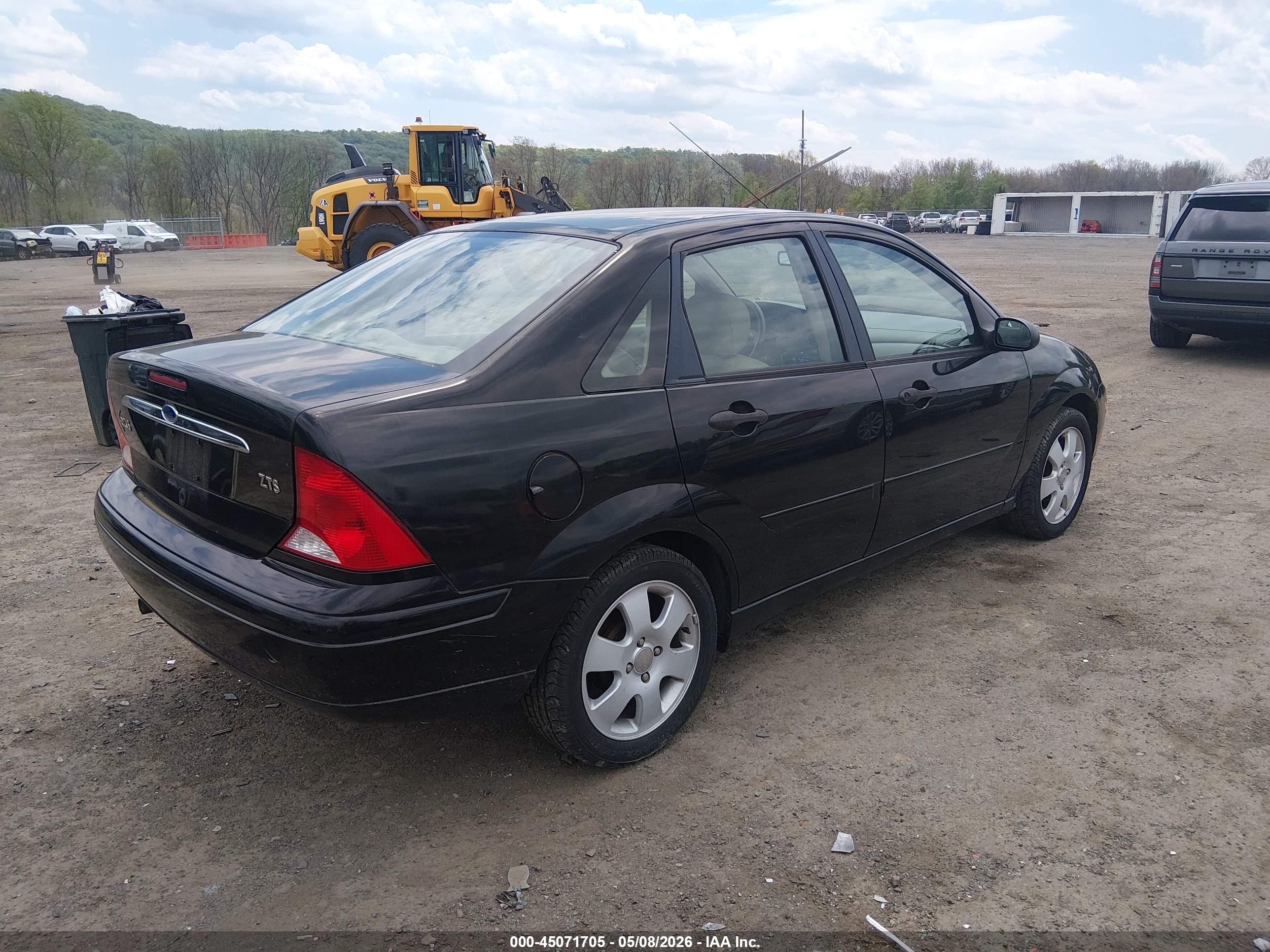 FORD FOCUS image 4