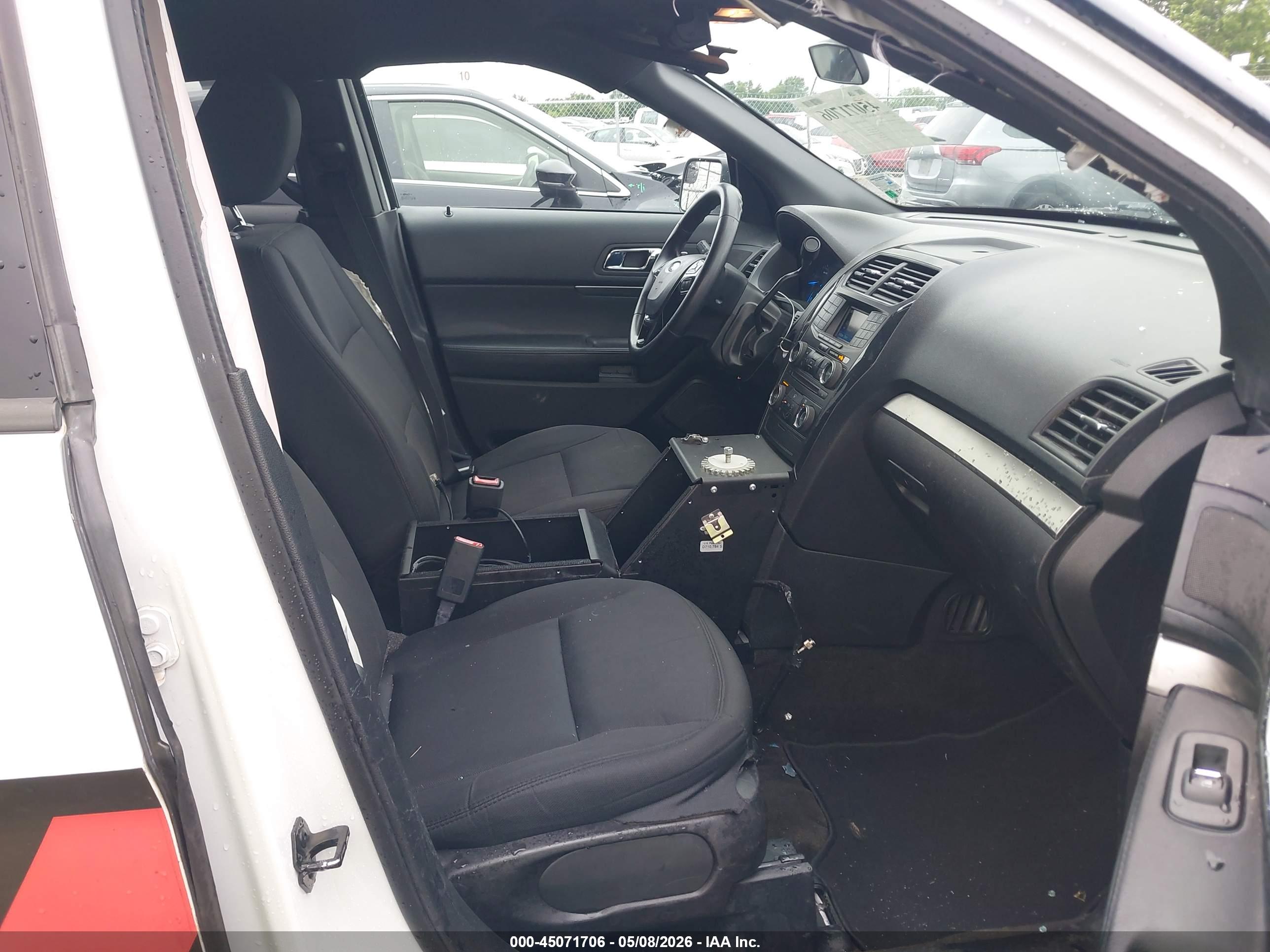 FORD UTILITY image 5