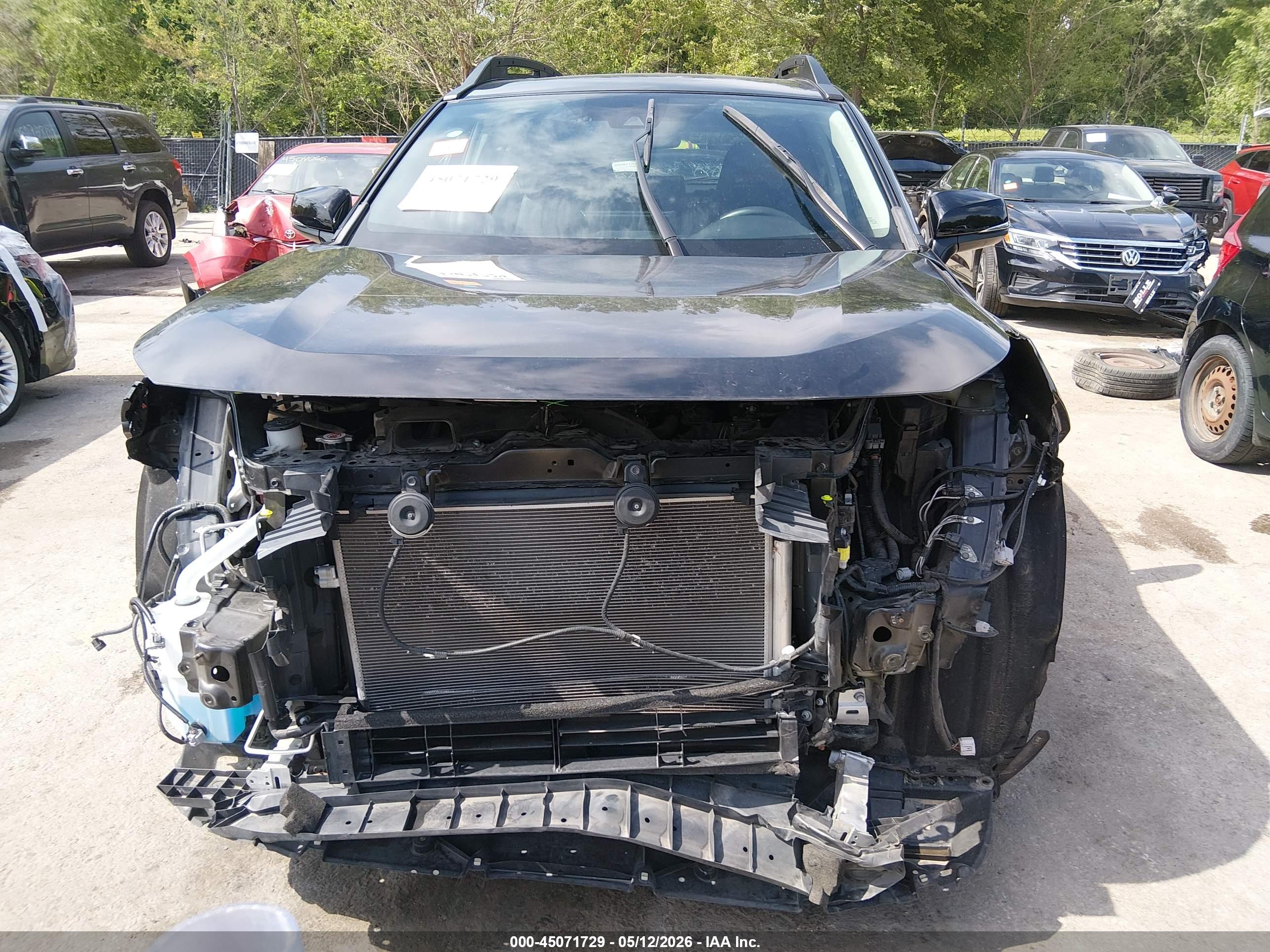 TOYOTA RAV4 image 6