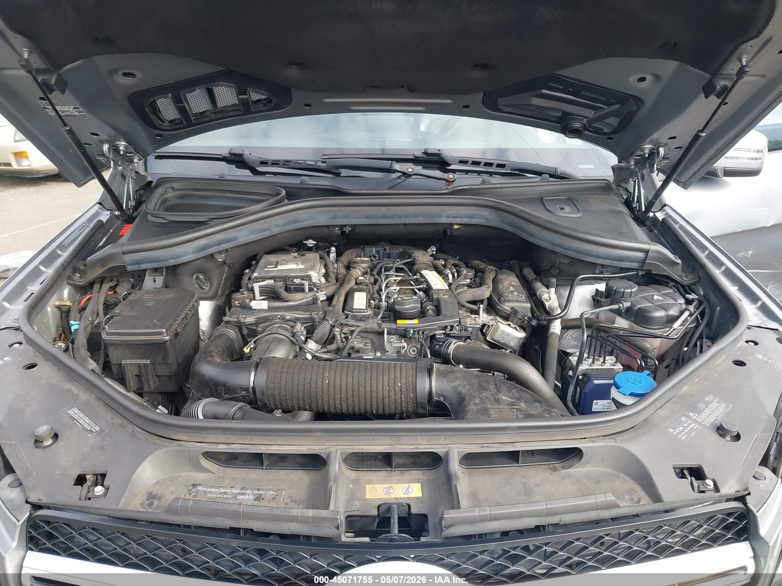 MERCEDES-BENZ GLE image 10