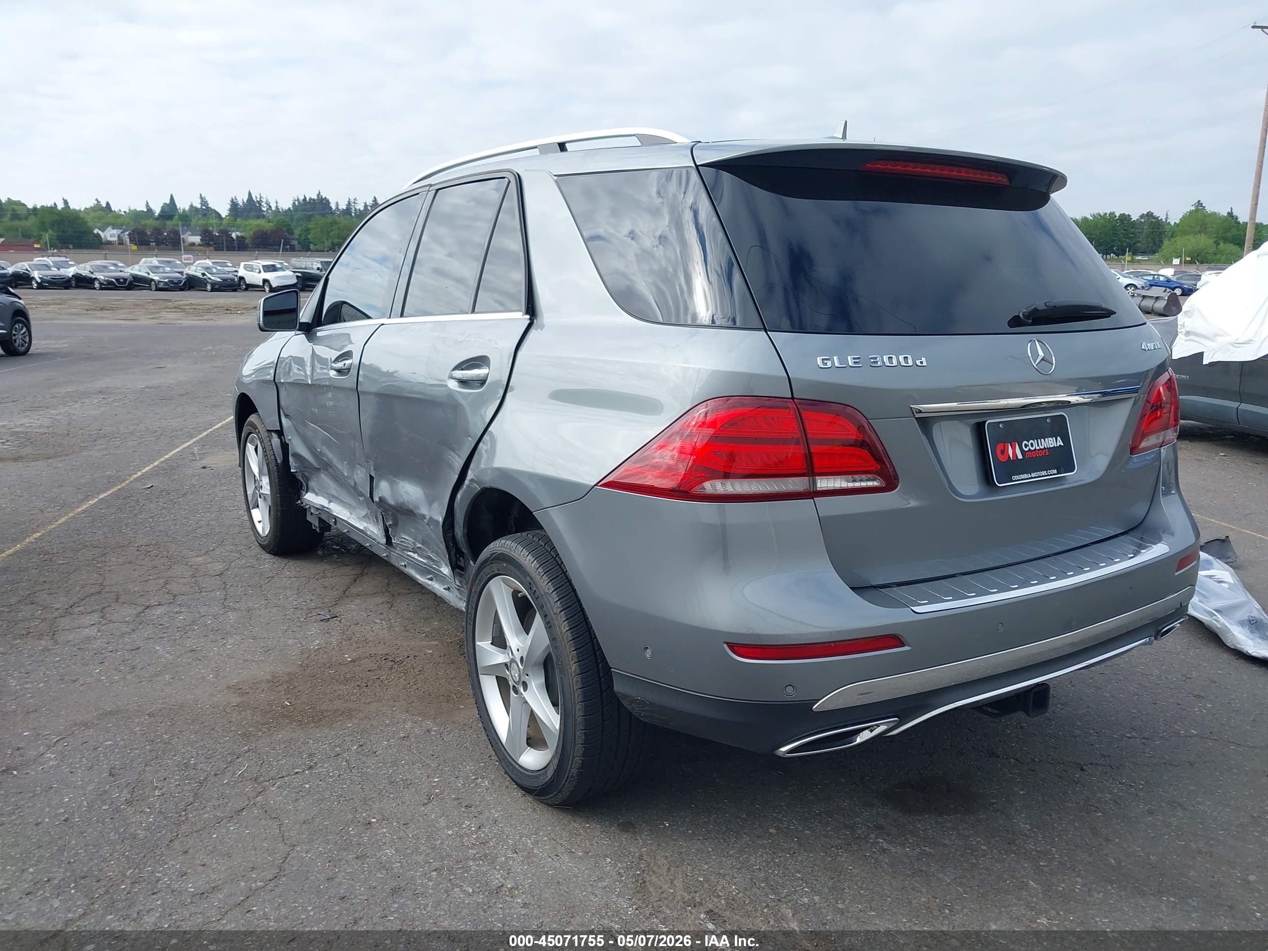 MERCEDES-BENZ GLE image 3
