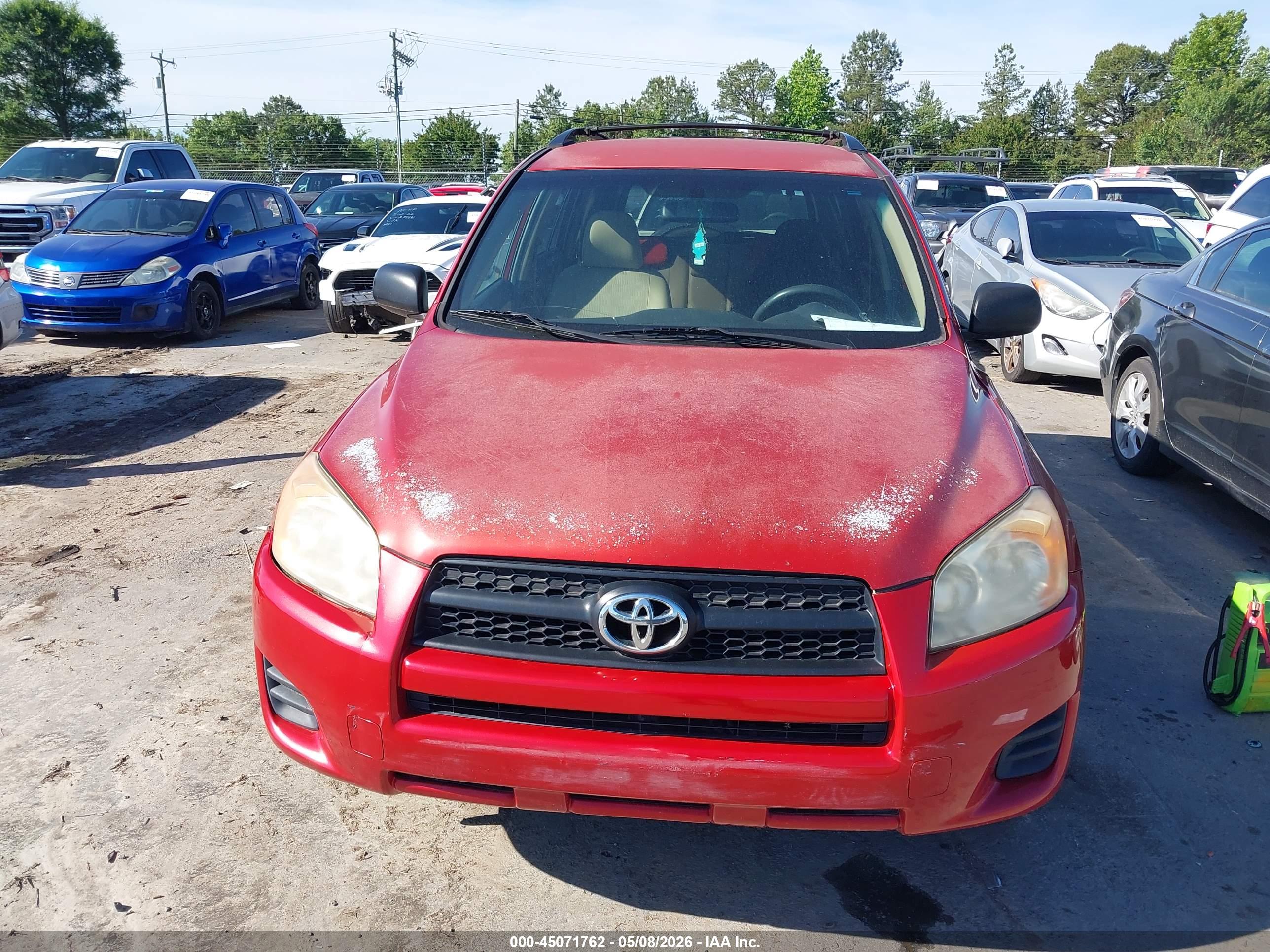 TOYOTA RAV4 image 6