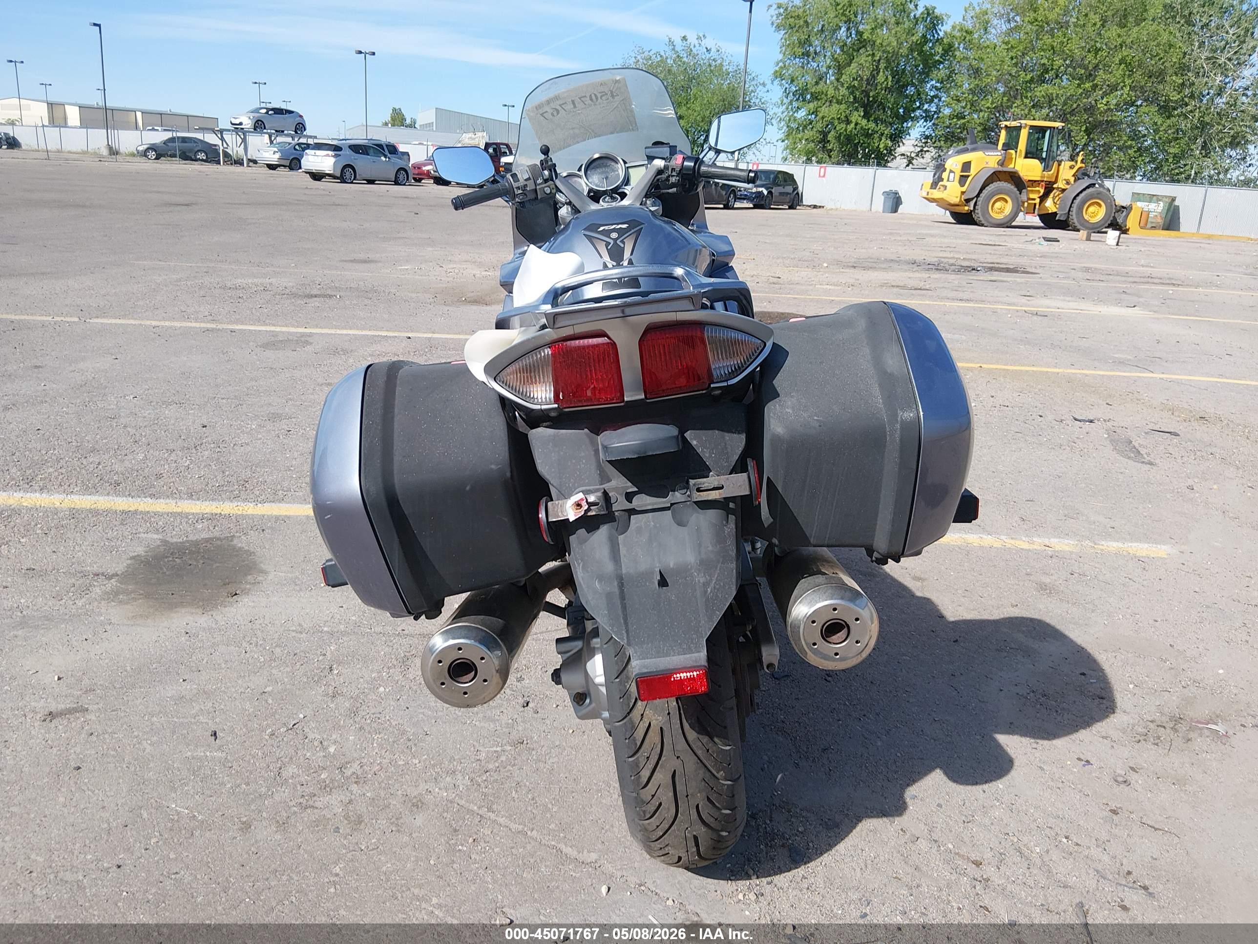 YAMAHA FJR1300 image 6