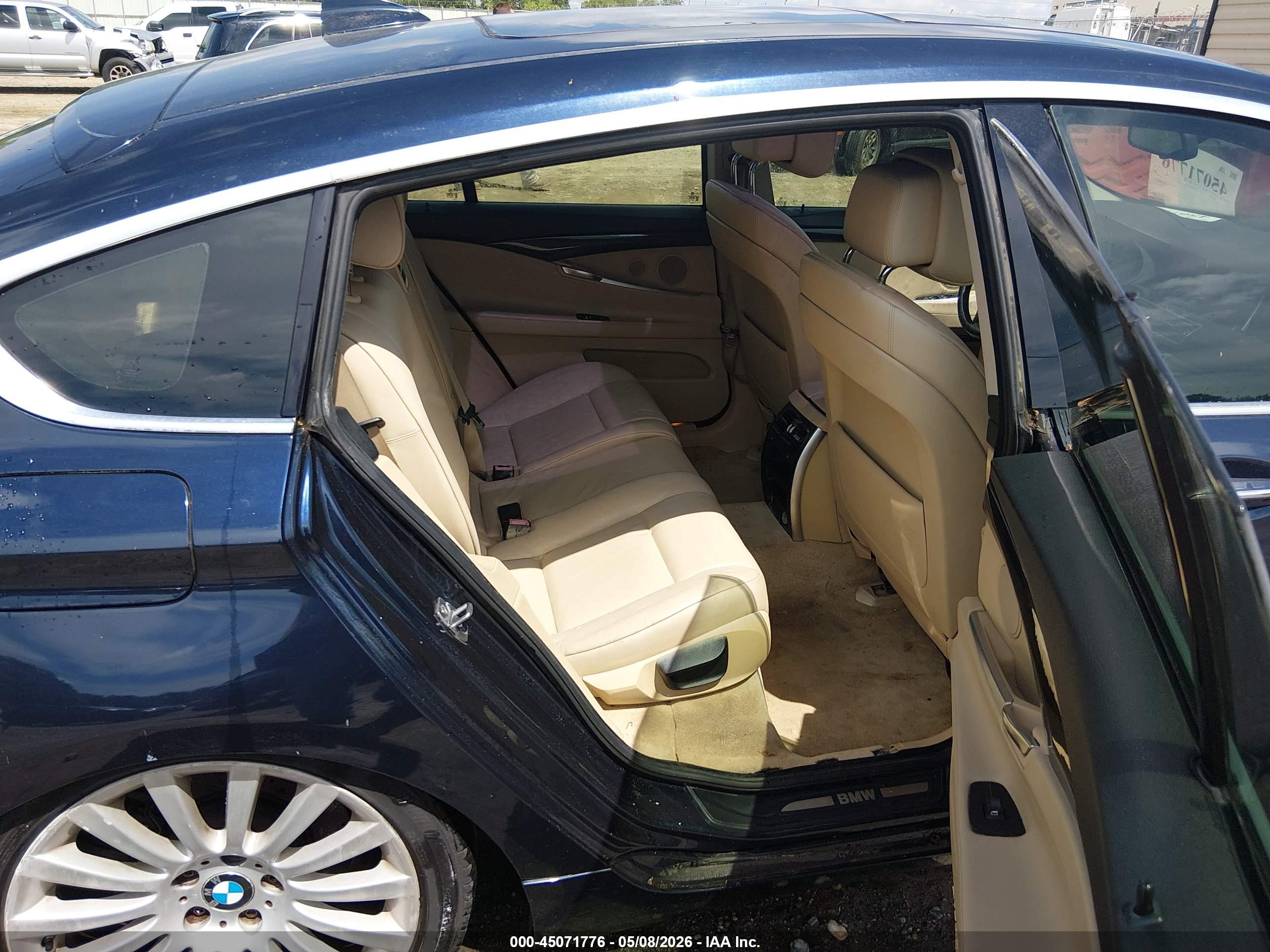 BMW 535I image 8