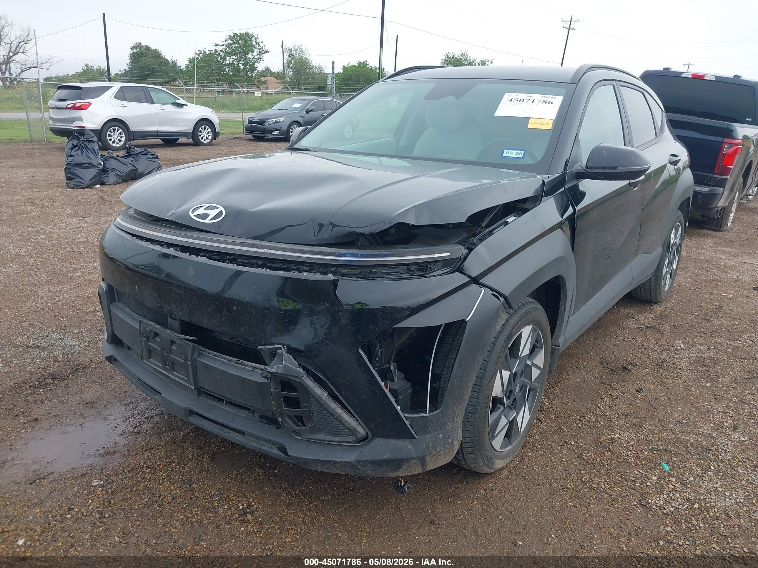 HYUNDAI KONA image 6