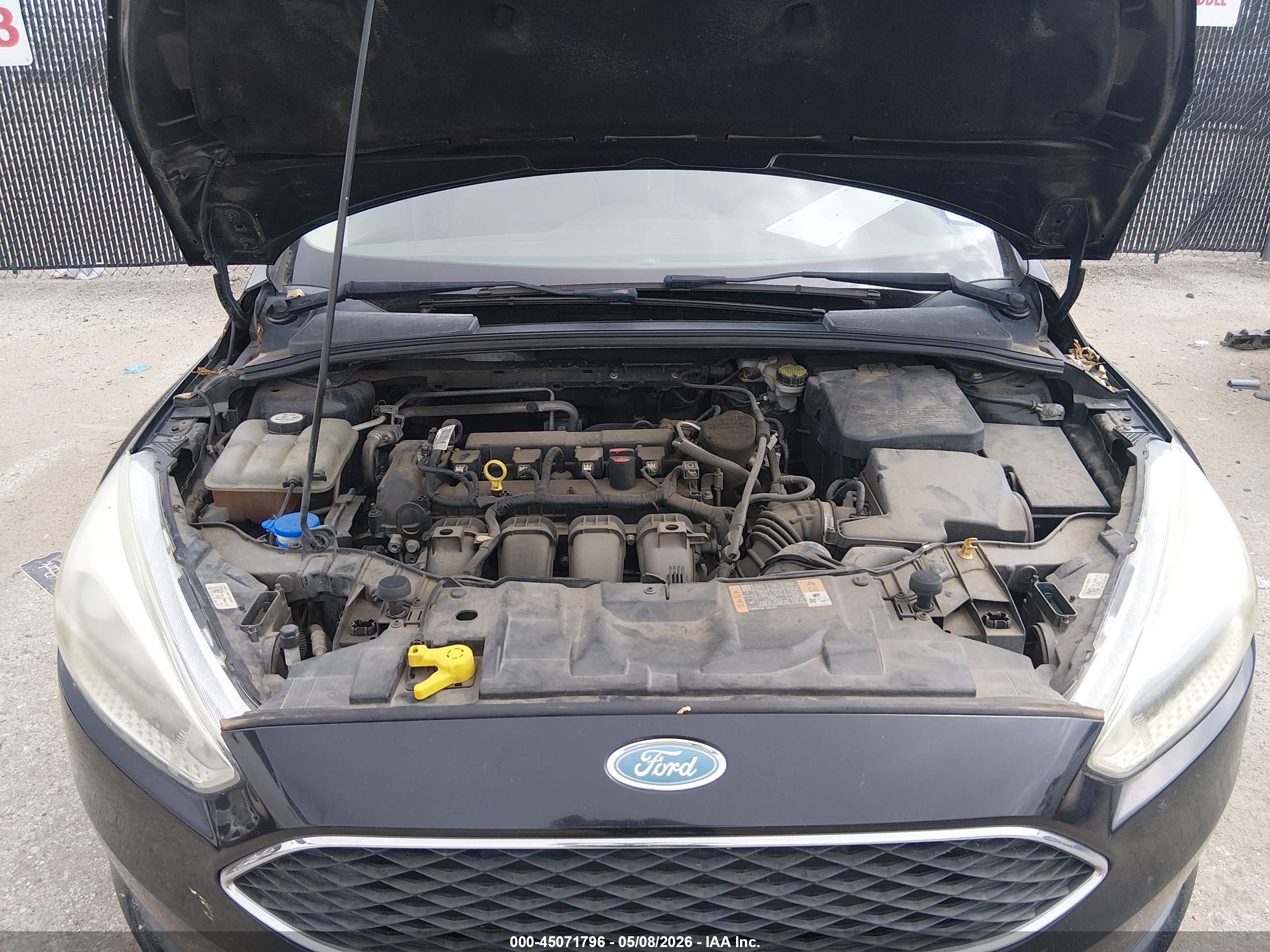 FORD FOCUS image 10