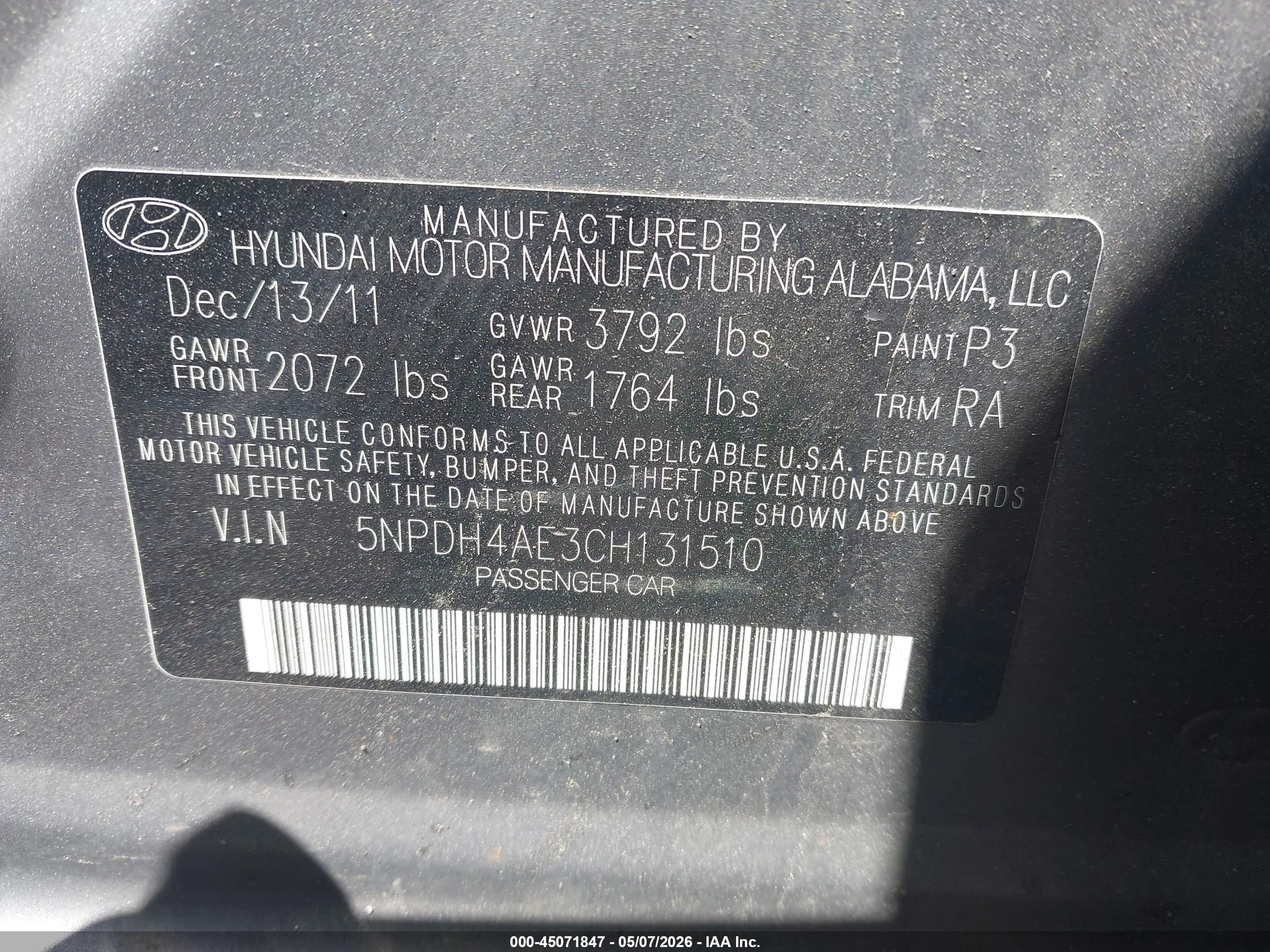 HYUNDAI ELANTRA image 9