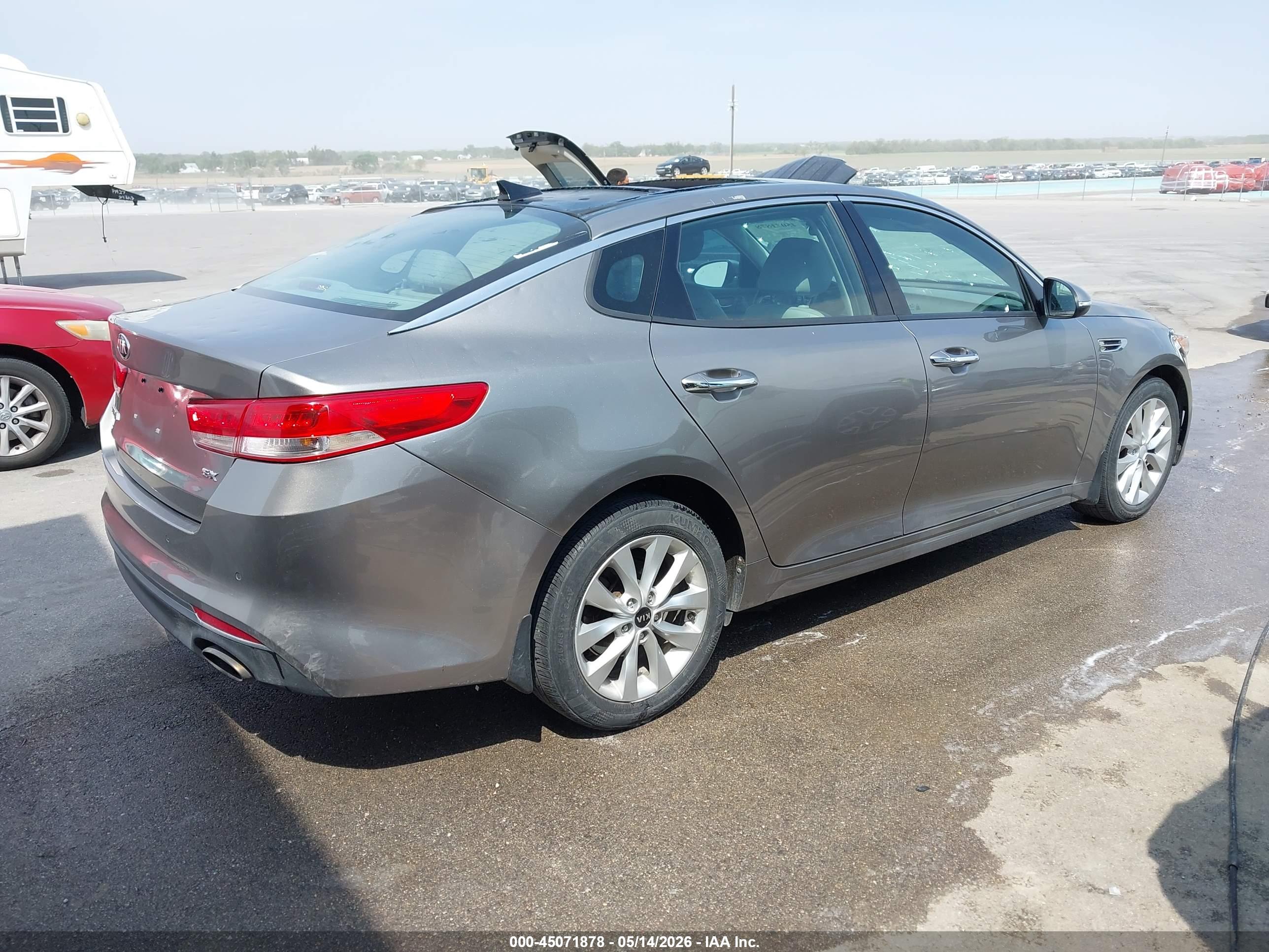 KIA OPTIMA image 4