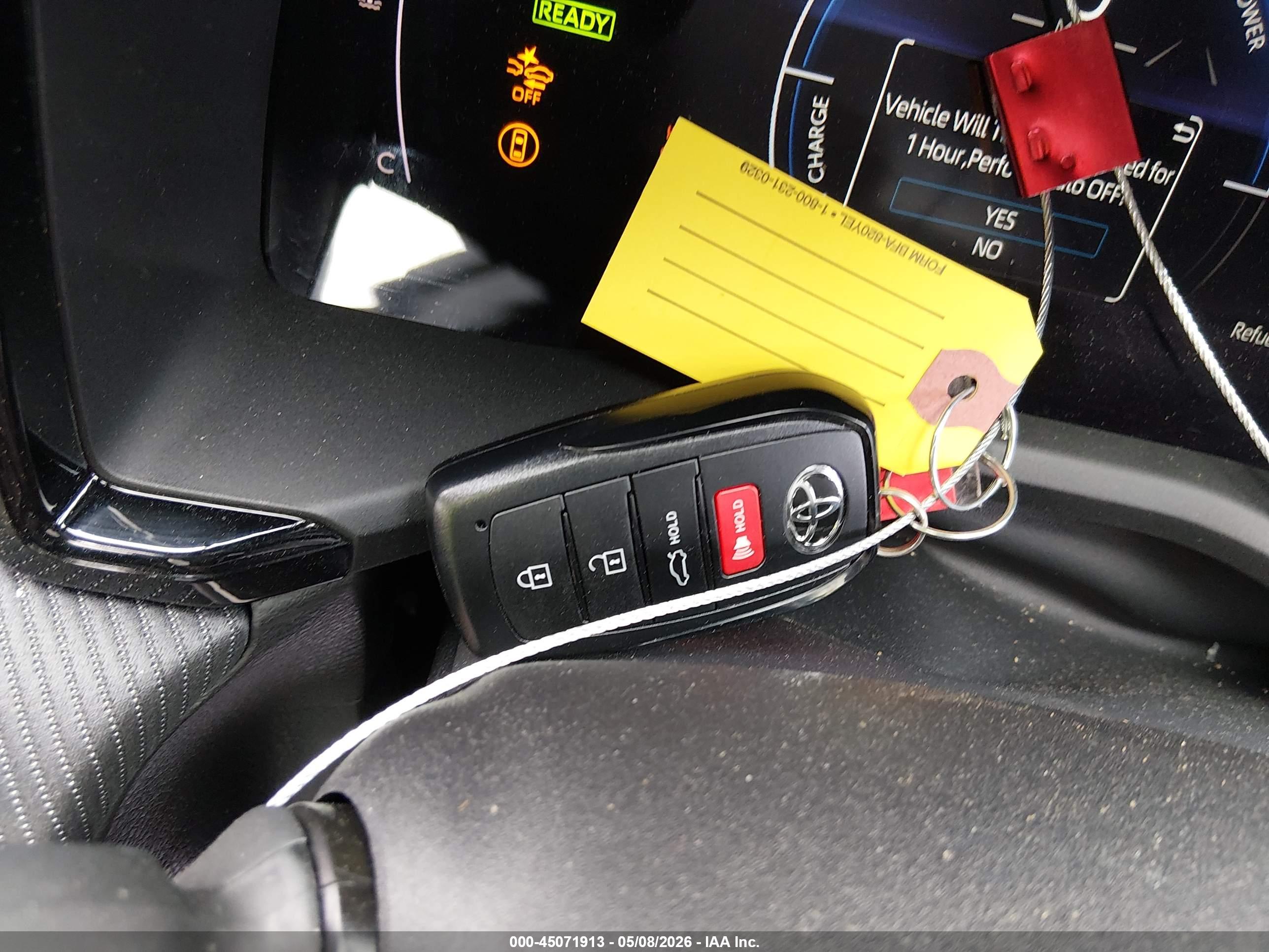 TOYOTA CAMRY image 11