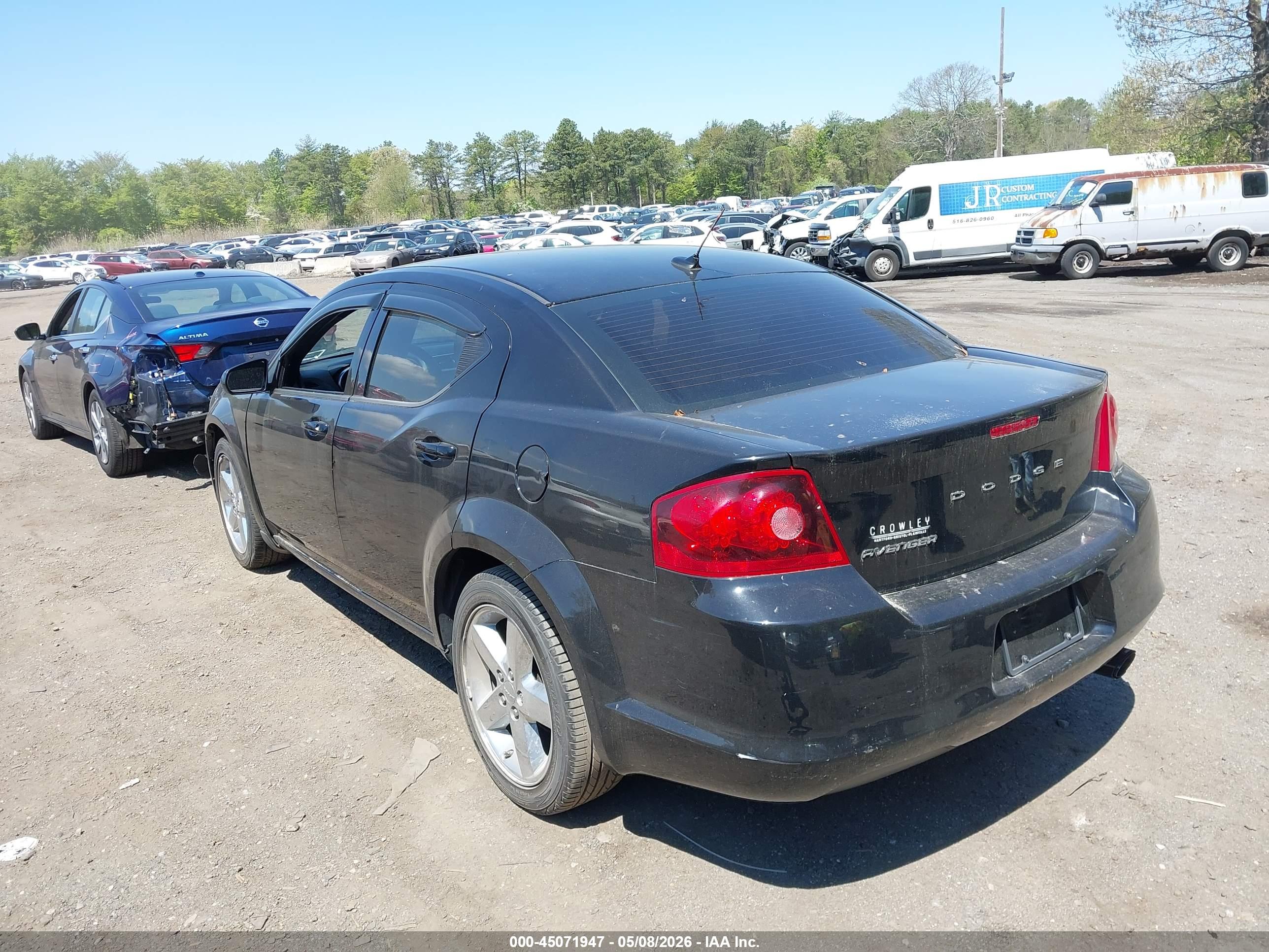 DODGE AVENGER image 3