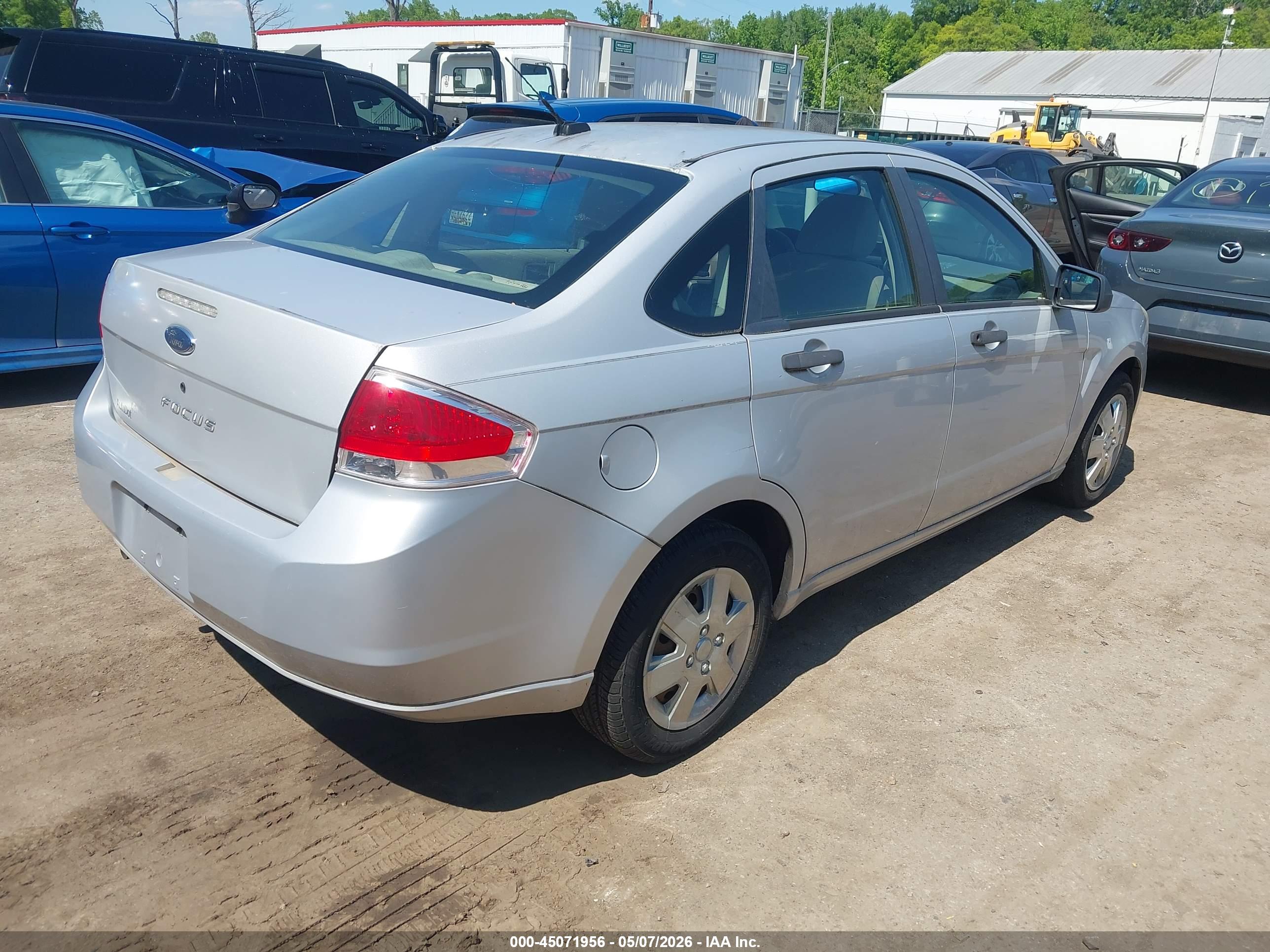 FORD FOCUS image 4