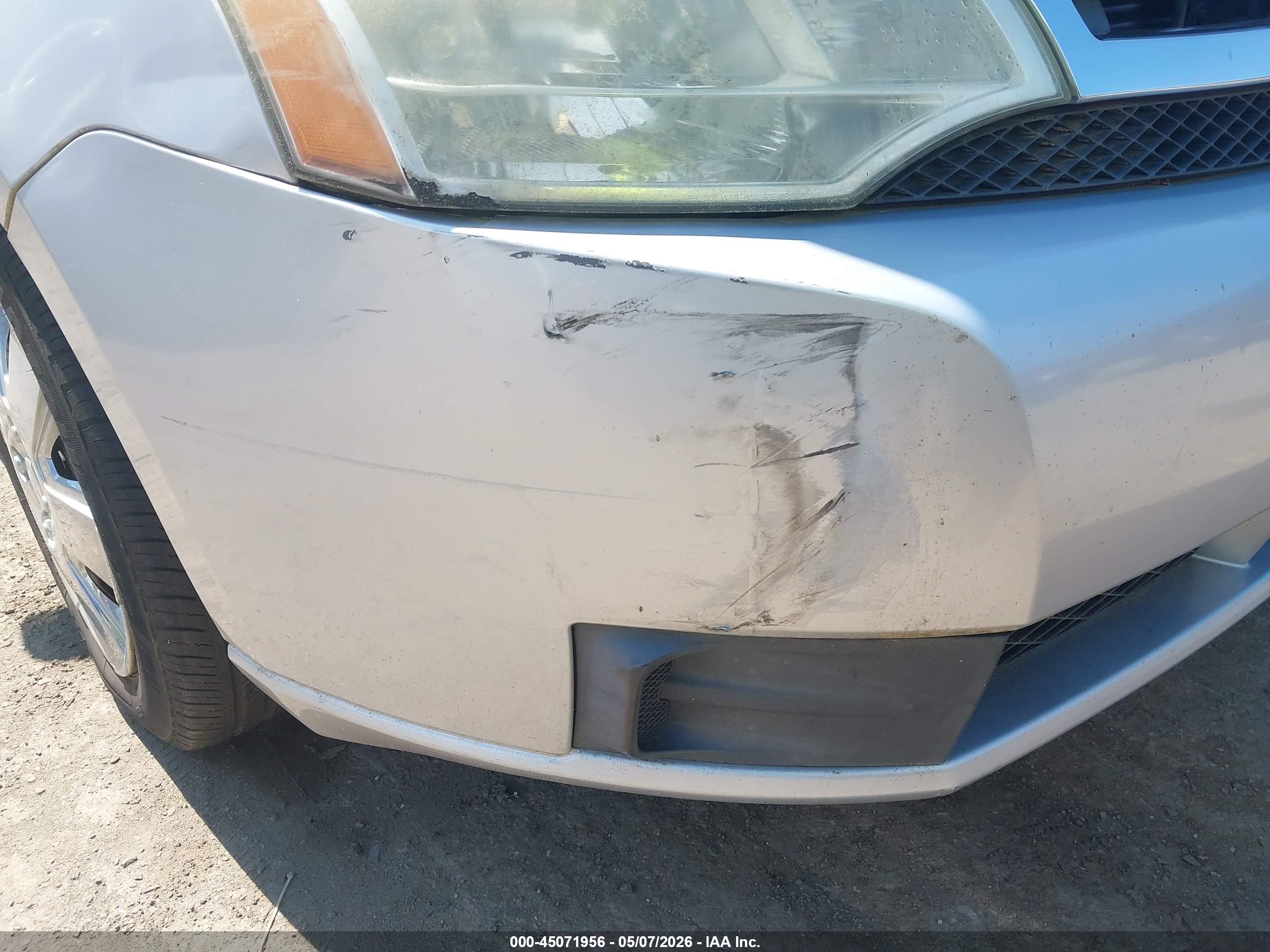 FORD FOCUS image 6
