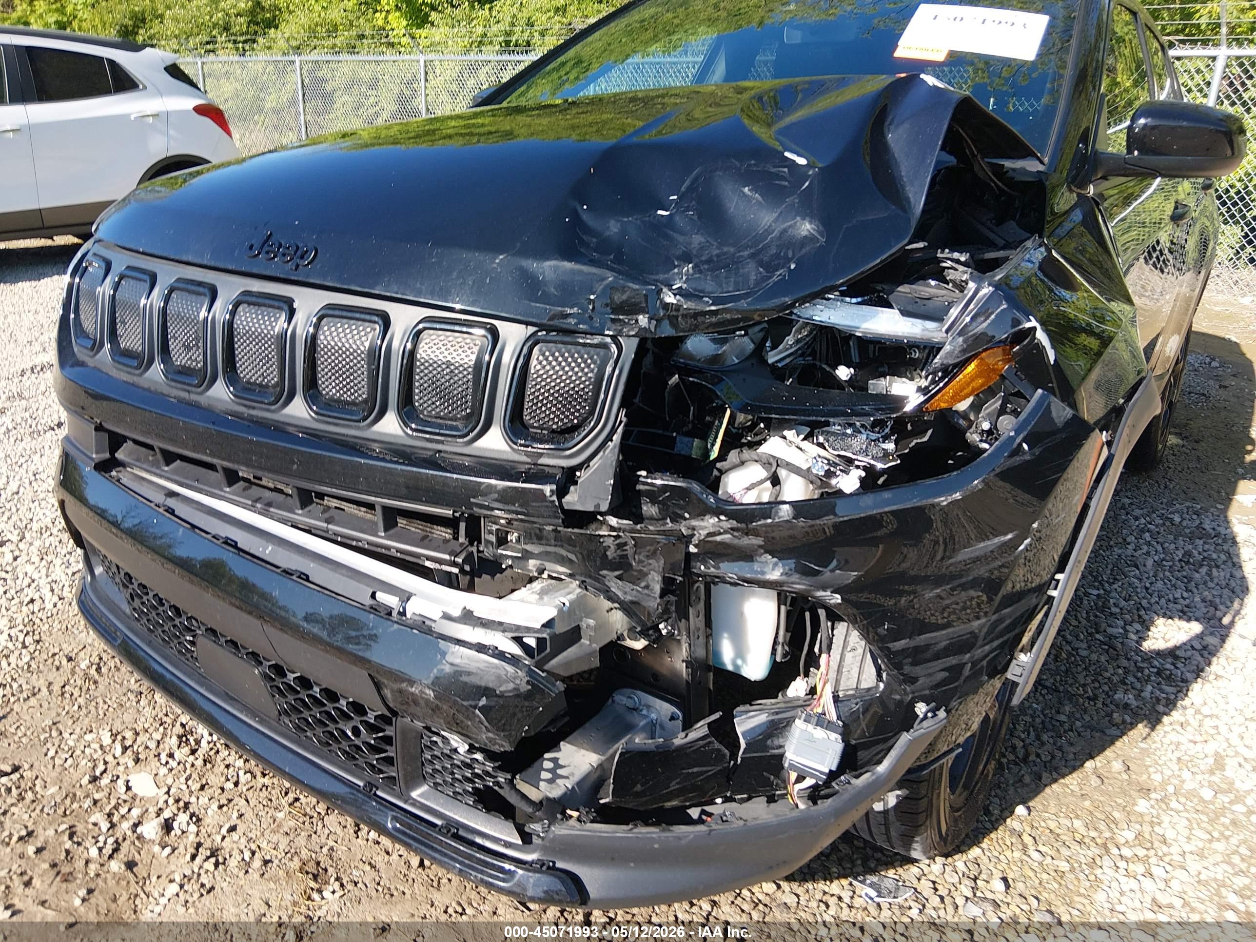 JEEP COMPASS image 6