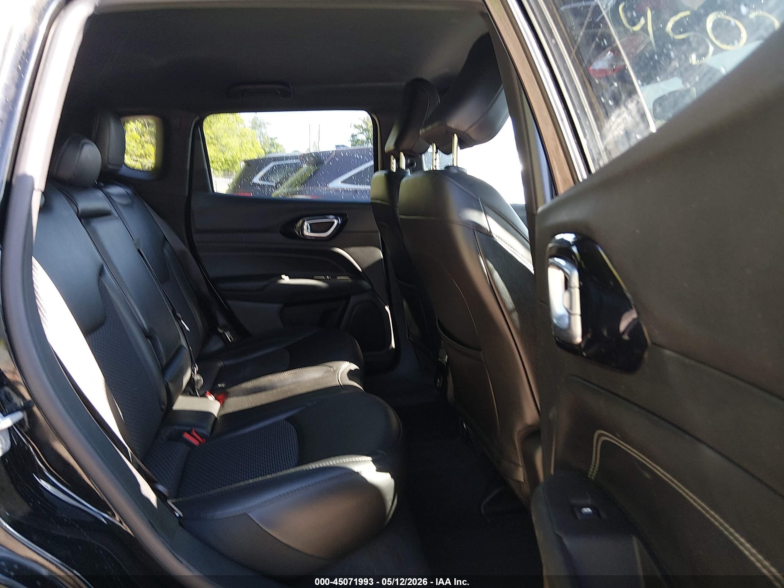 JEEP COMPASS image 8