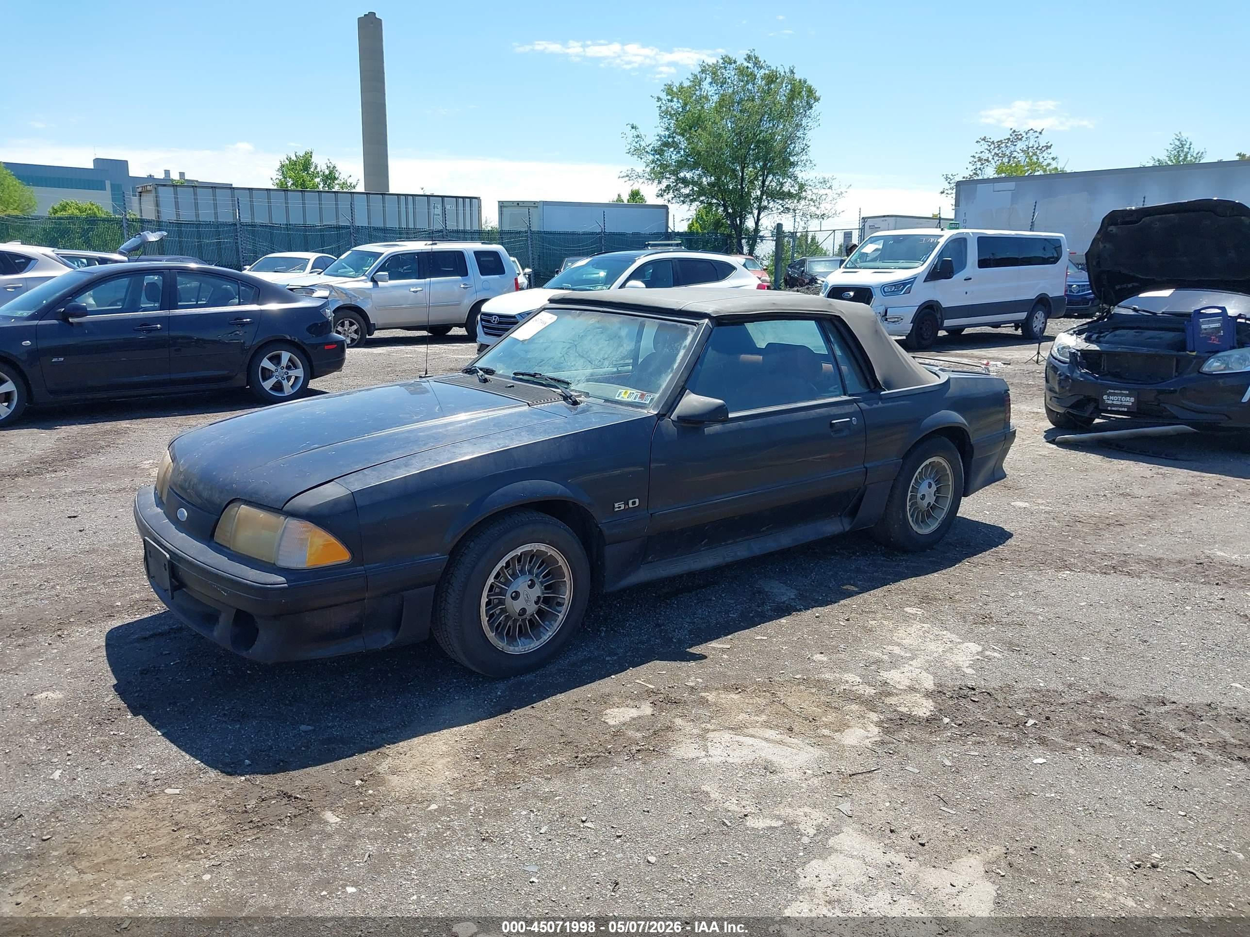 FORD MUSTANG image 6
