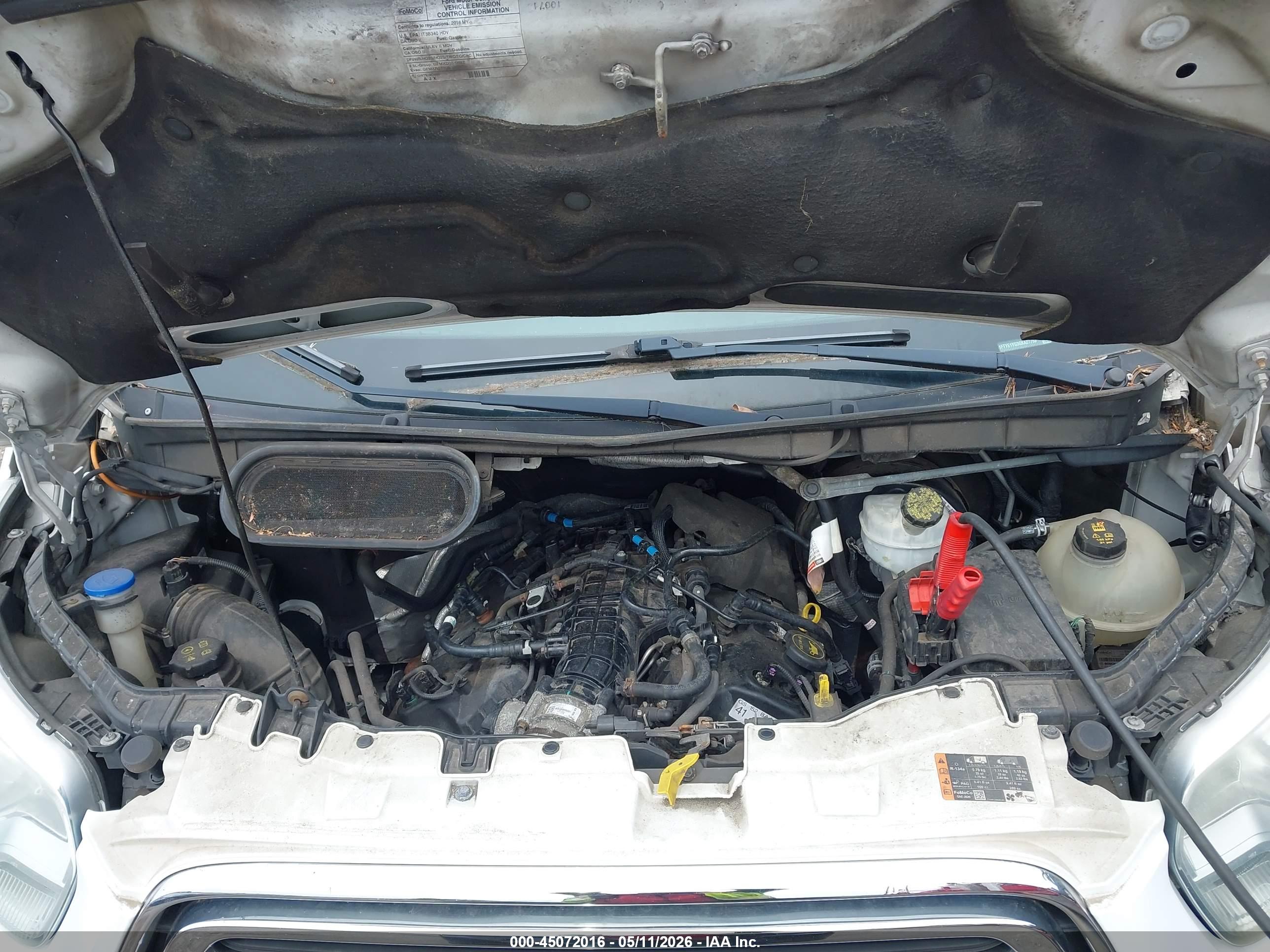 FORD TRANSIT-150 image 10