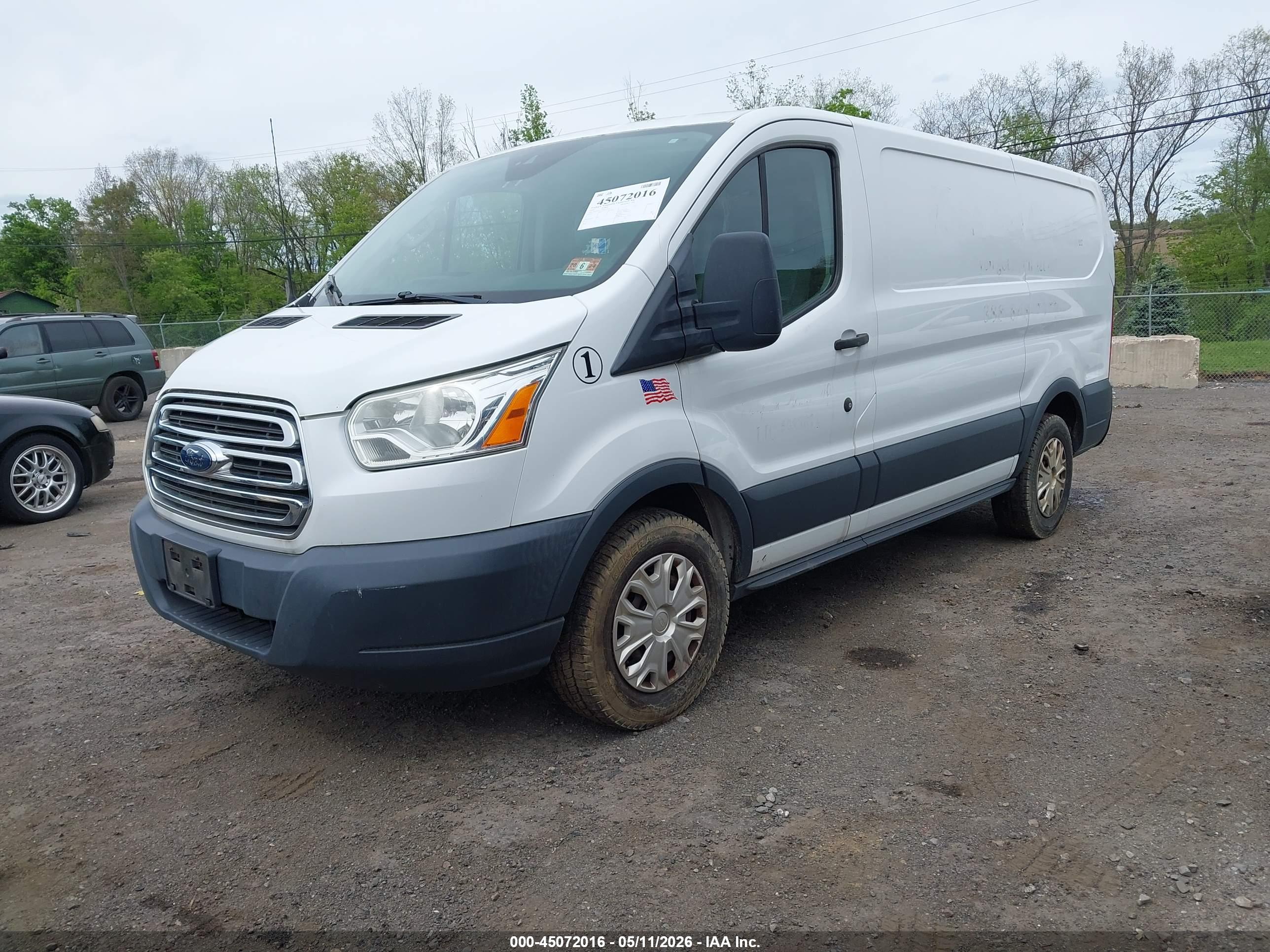 FORD TRANSIT-150 image 2