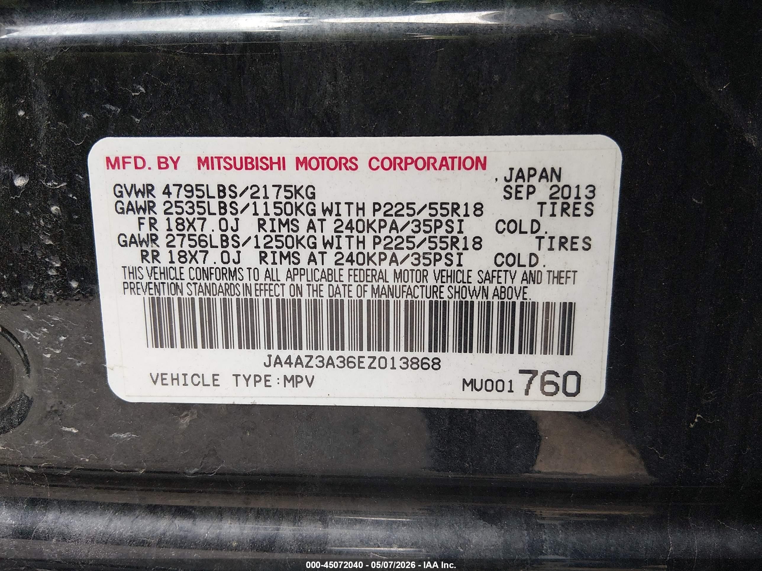 MITSUBISHI OUTLANDER image 9