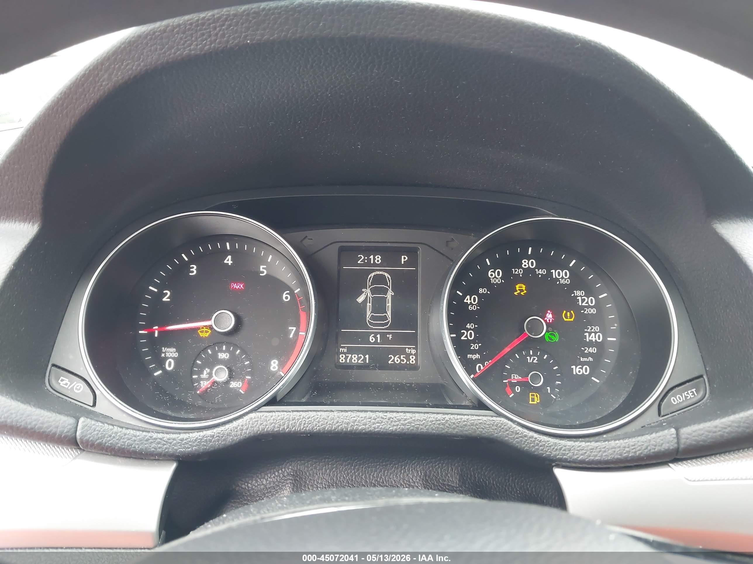 VOLKSWAGEN PASSAT image 7