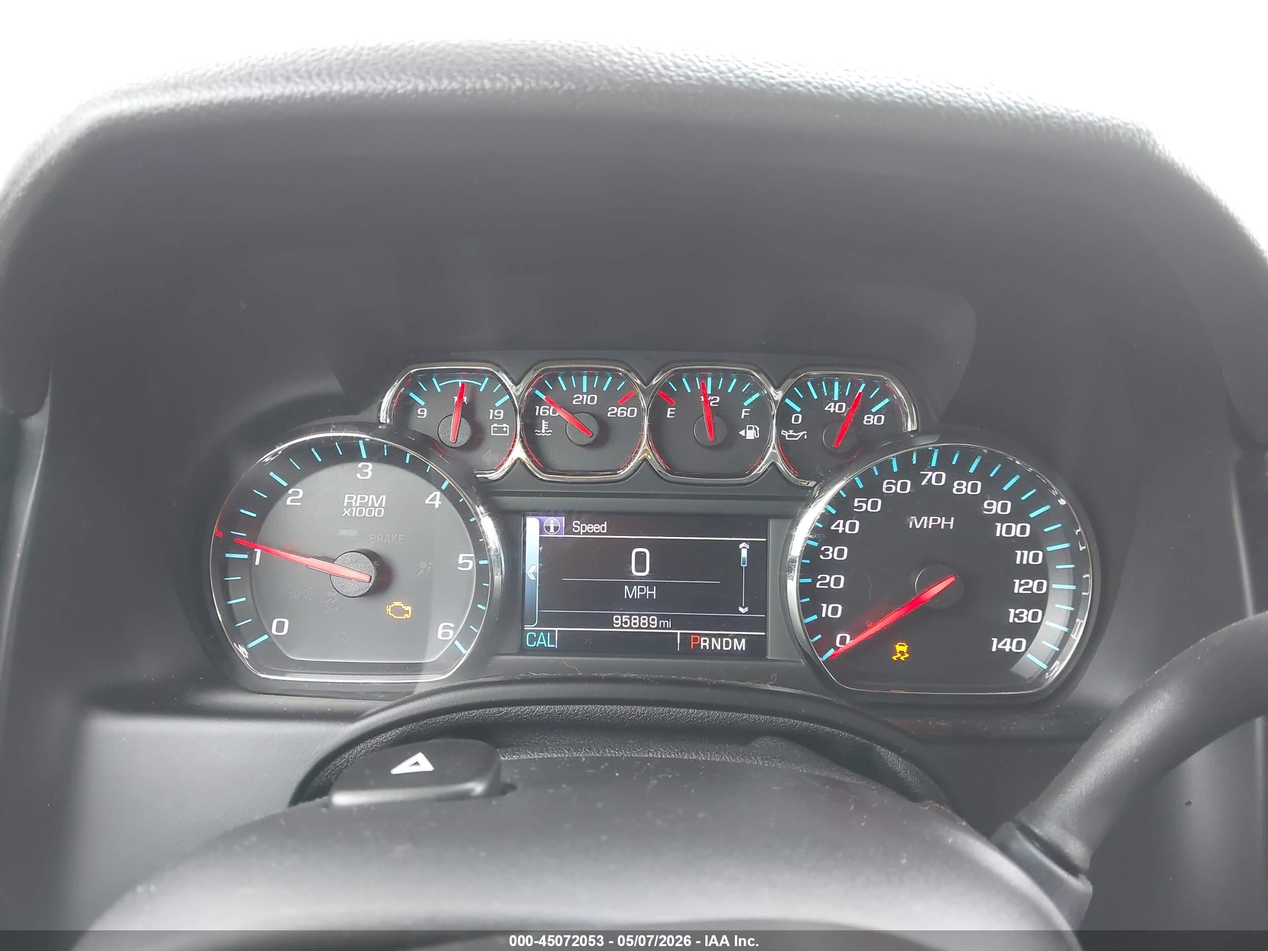 CHEVROLET SUBURBAN image 7
