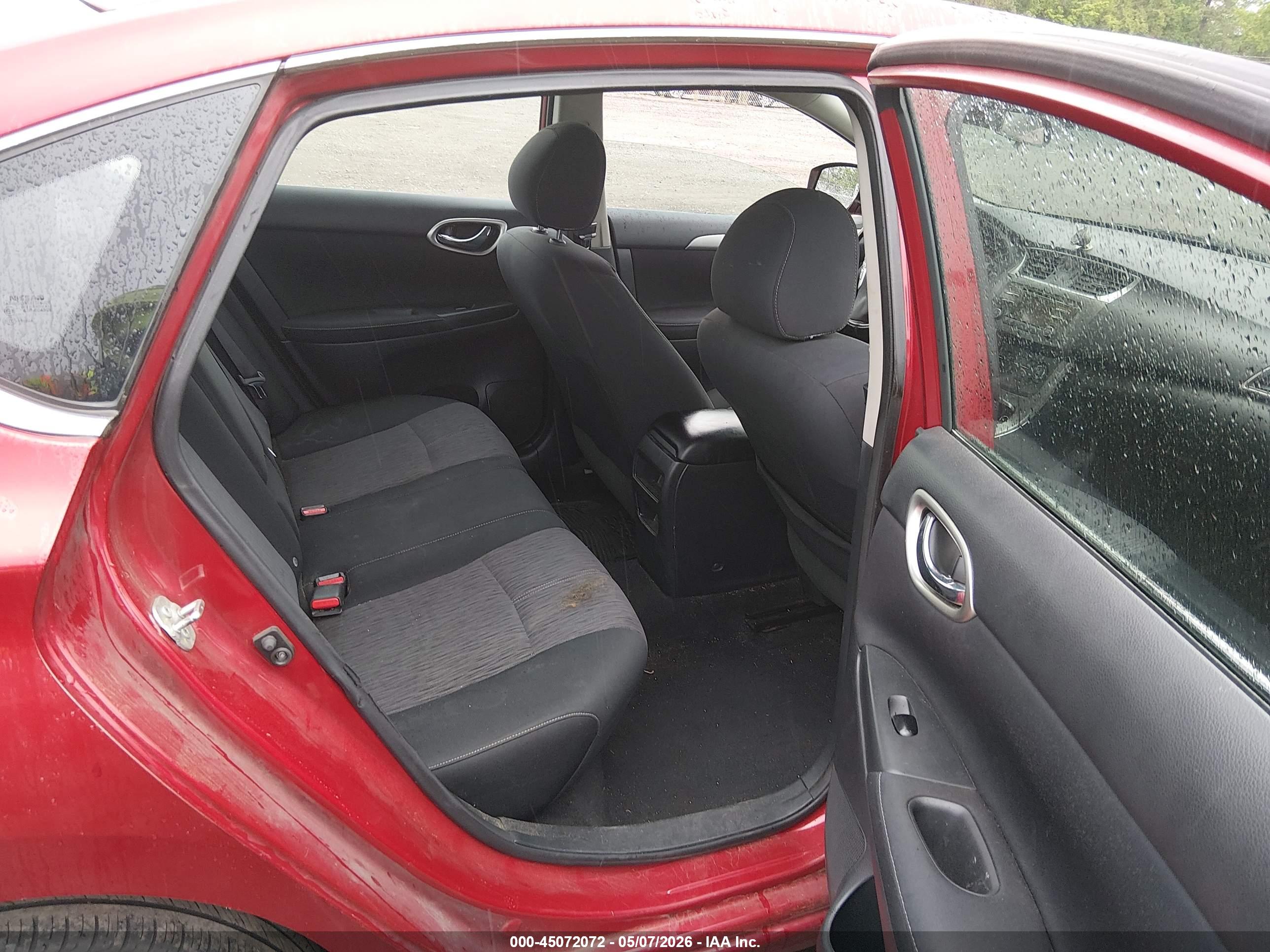 NISSAN SENTRA image 8